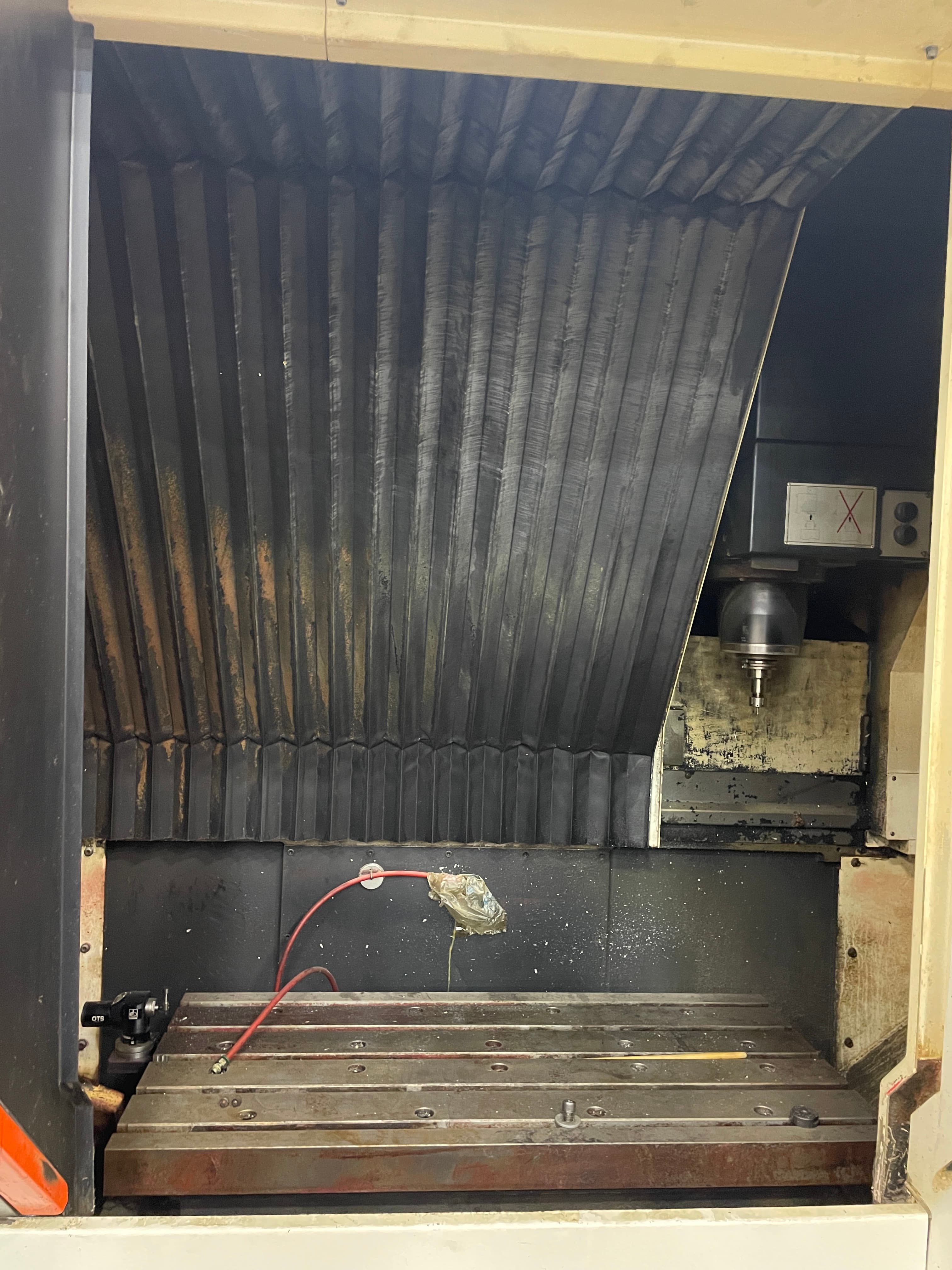 Mazak VCU 500C 3X 2014