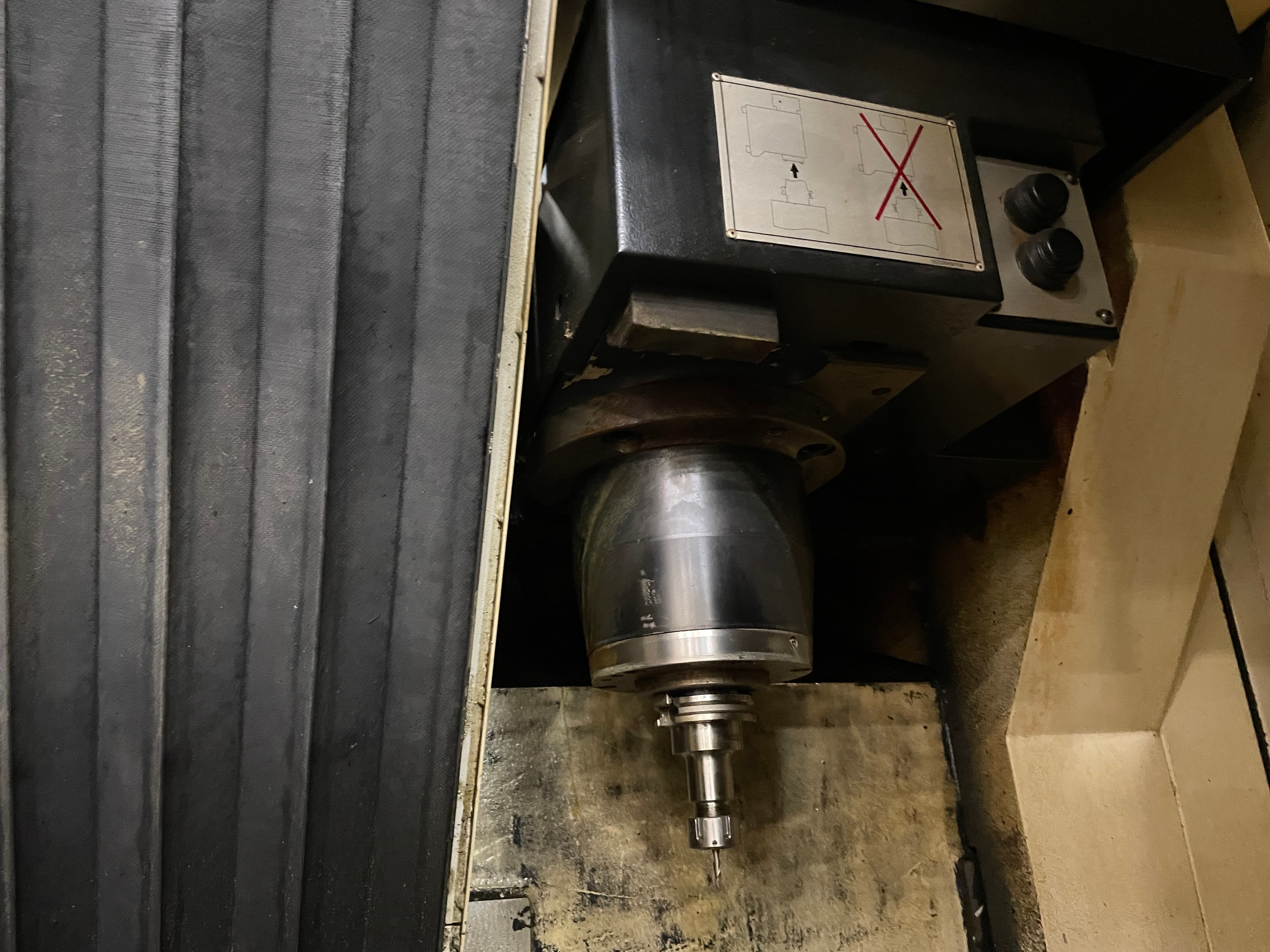 Mazak VCU 500C 3X 2014