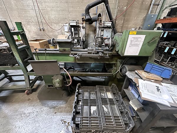 CINCINATTI 12-1/2 x 42 Engine Lathe