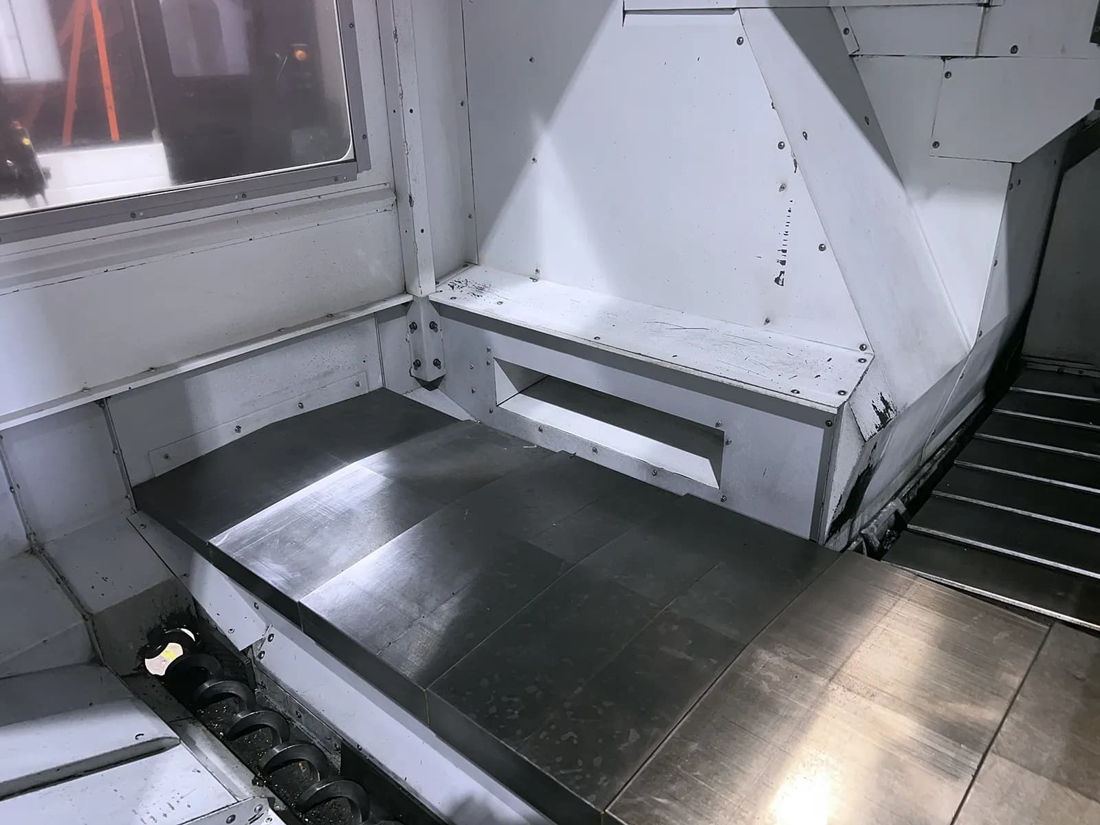 Haas EC-1600ZT-4X - 2008