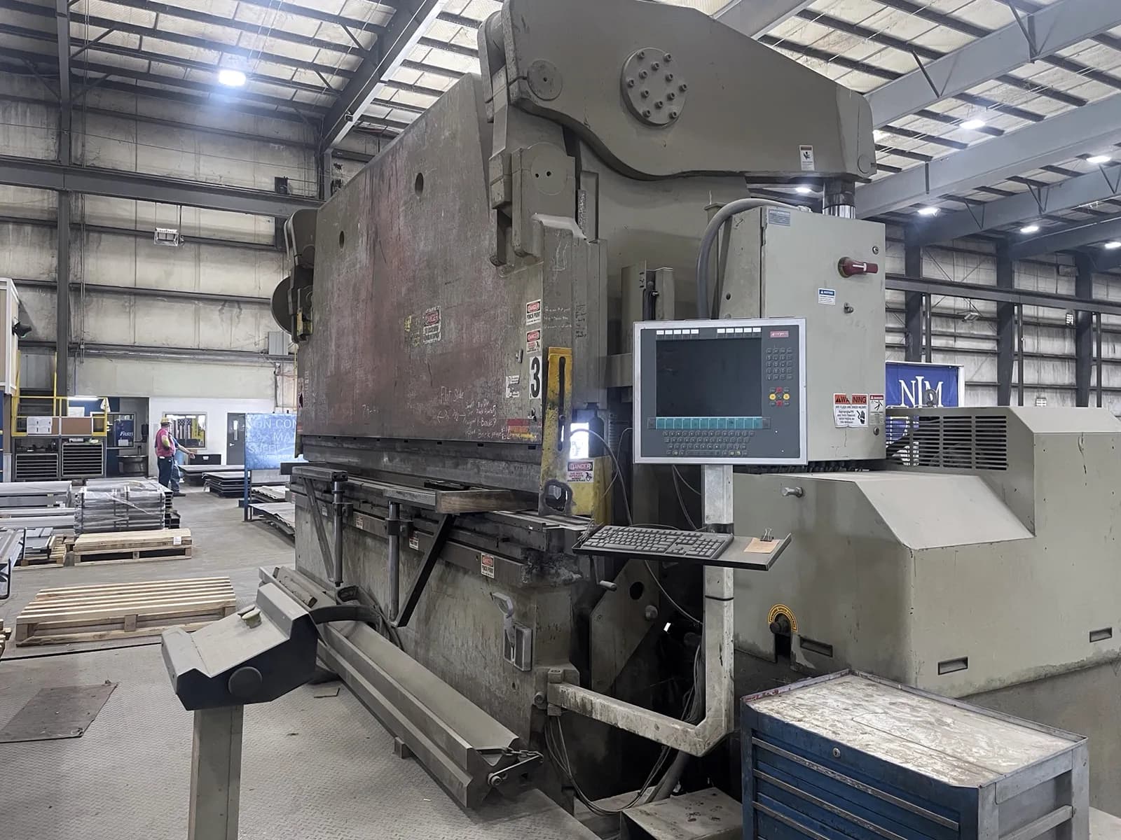 Accurpress 760014 cnc hydraulic press brake 2003_3713508