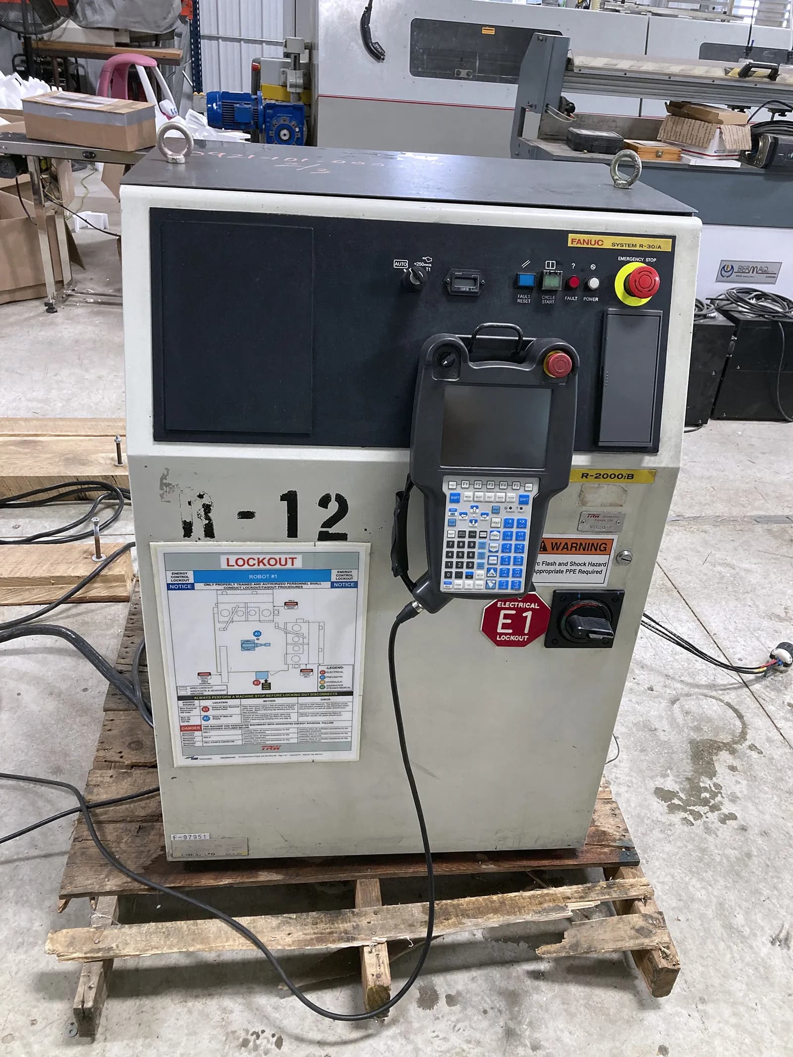 Fanuc R2000iB210F_3714448