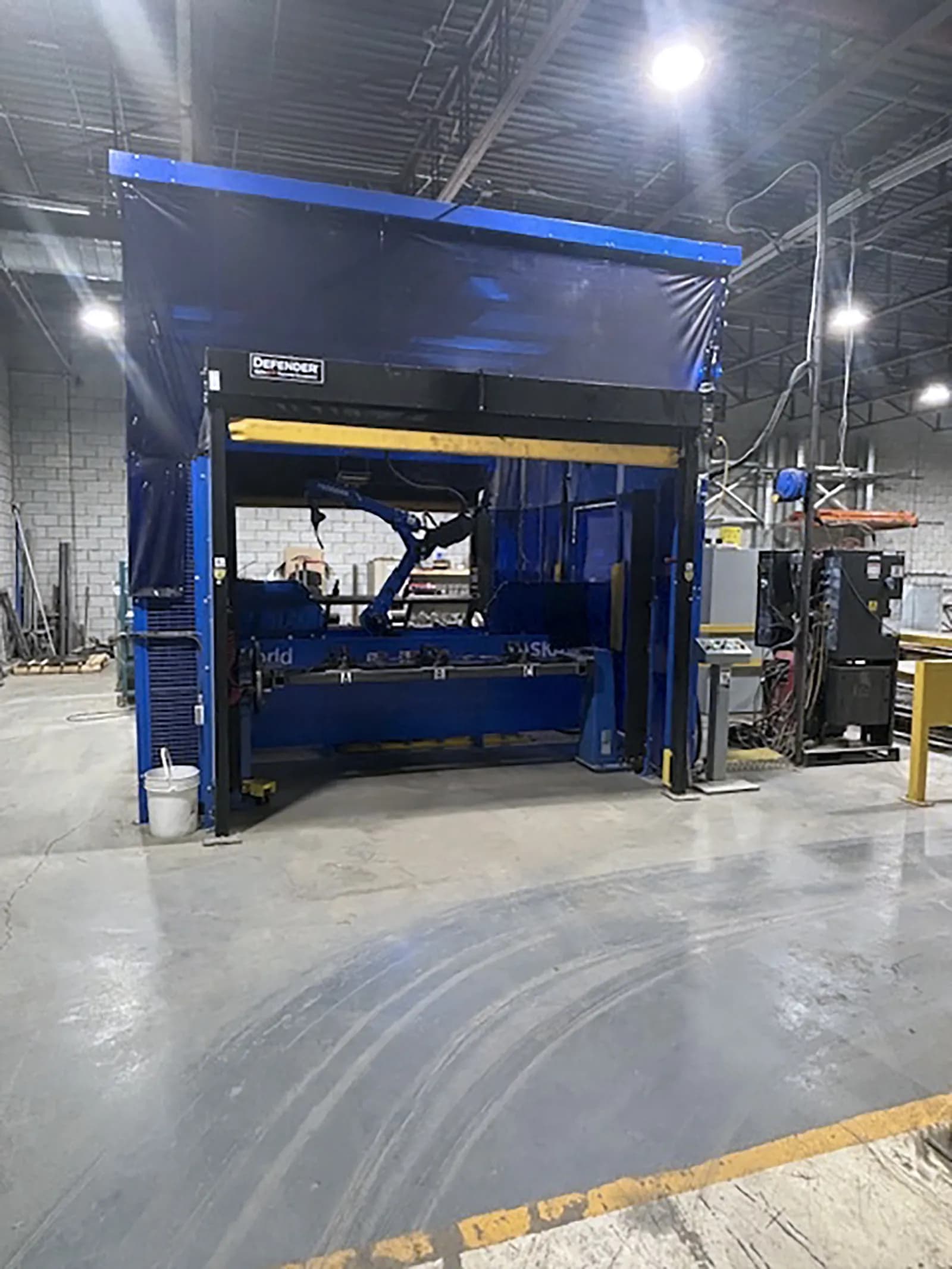 Yaskawa Robot Weld Cell_3726158