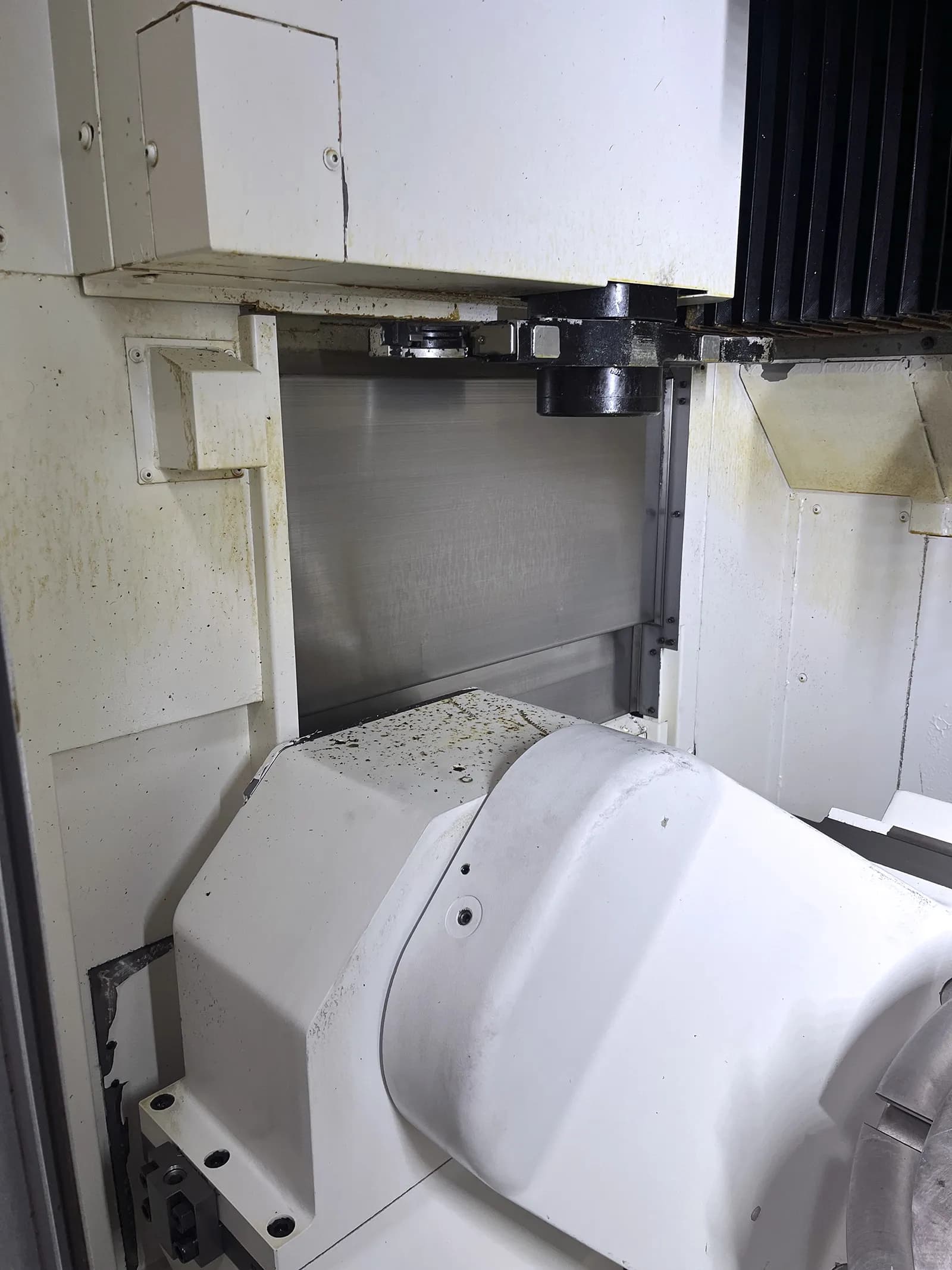 Okuma Genos M460V 5AX_3735549