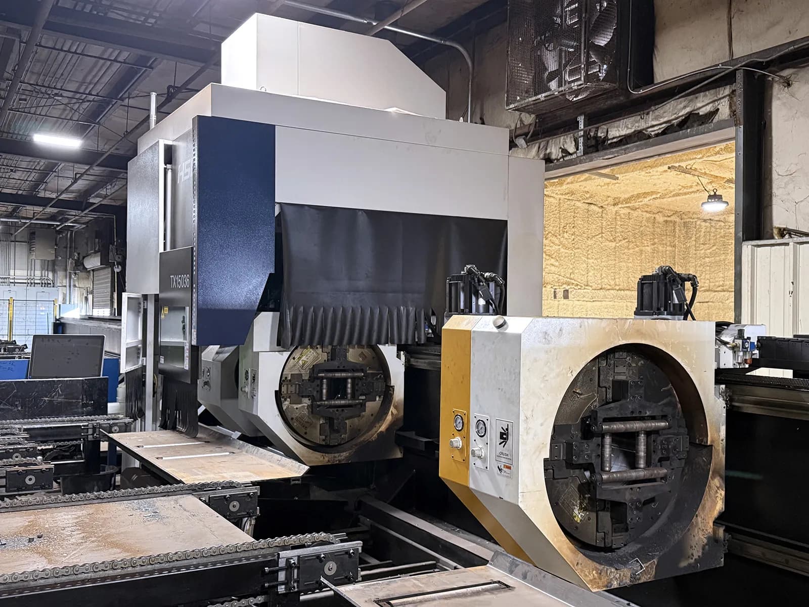 HSG 15036 6kW Tube Laser 50' infeedoutfeed_3737358