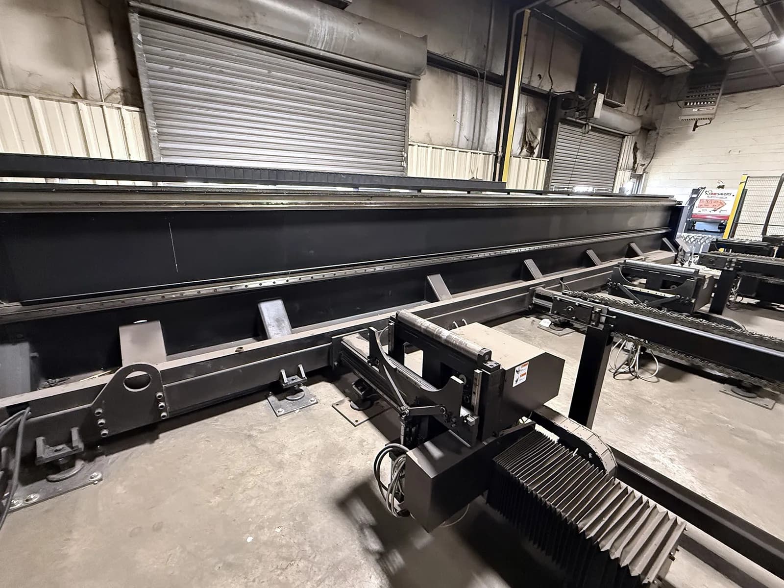 HSG 15036 6kW Tube Laser 50' infeedoutfeed_3737358