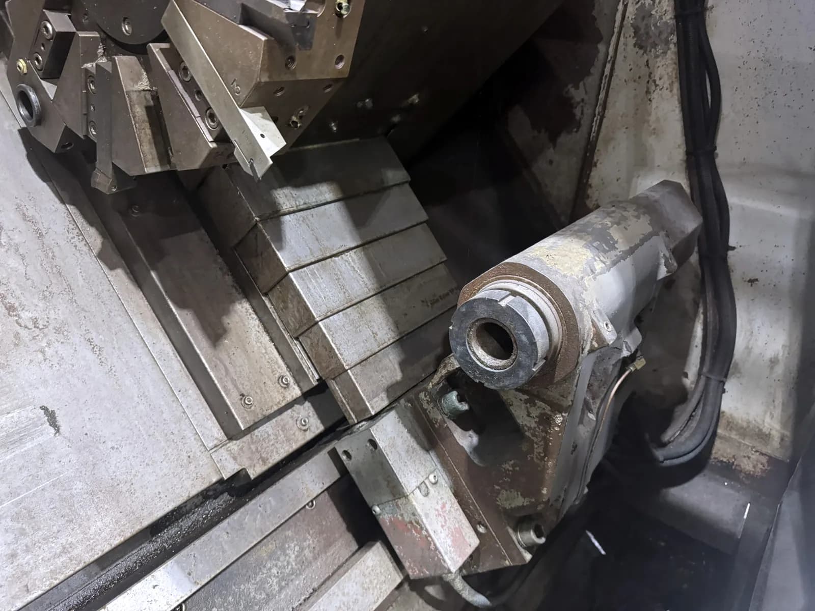 Leadwell T-8_3755620