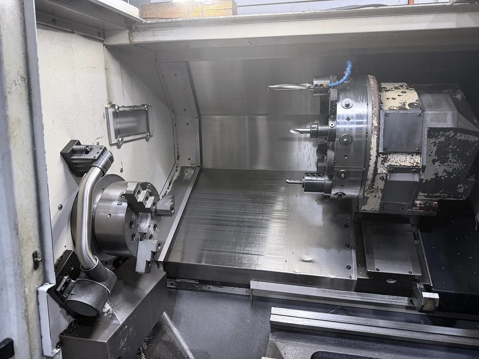 Okuma Genos L300E-M, 2013_3760550