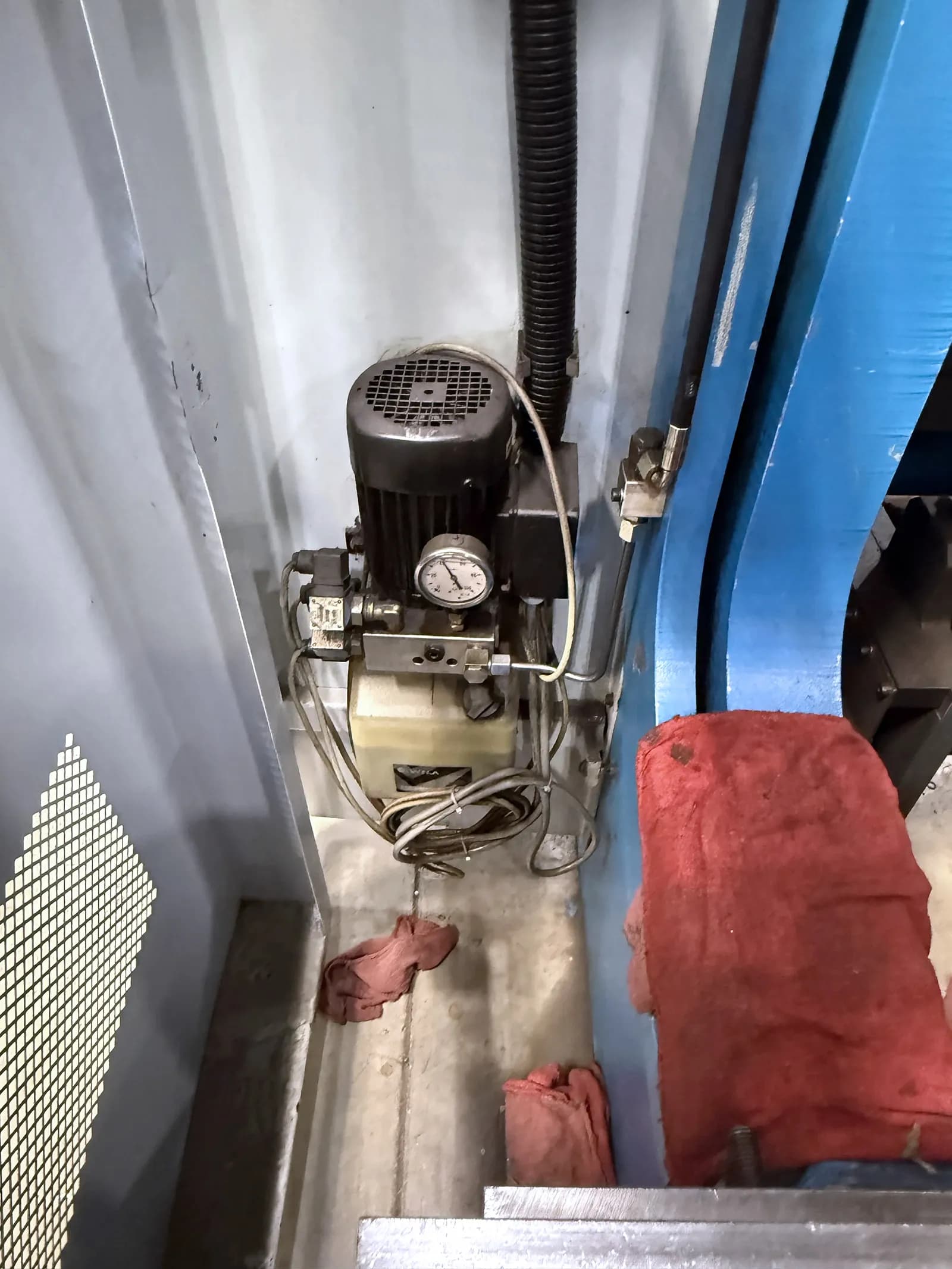 Finn Power 300 Ton 14' Press Brake_3766019