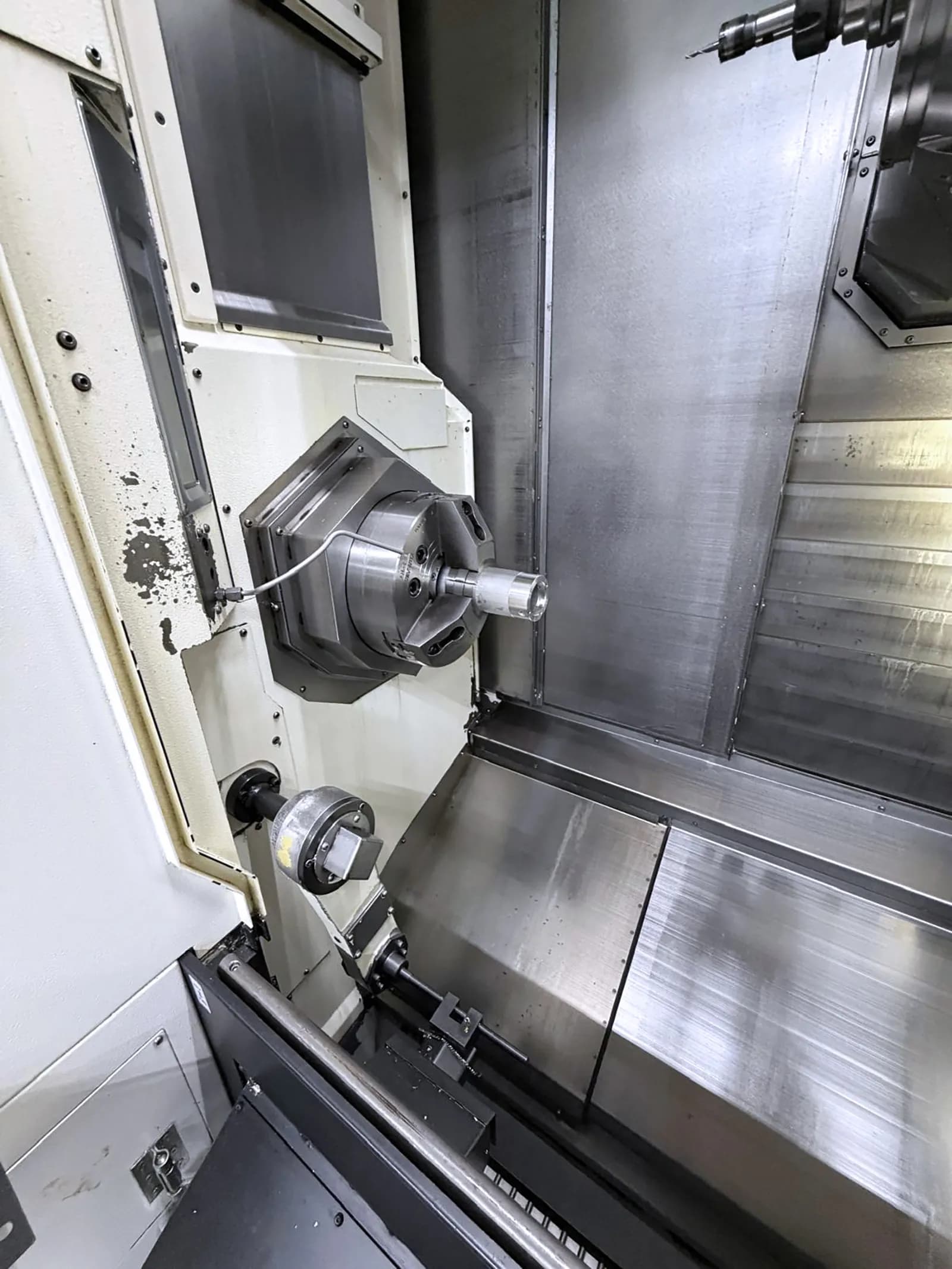 Mazak I-200S 2014 with Gantry Loader_3769751