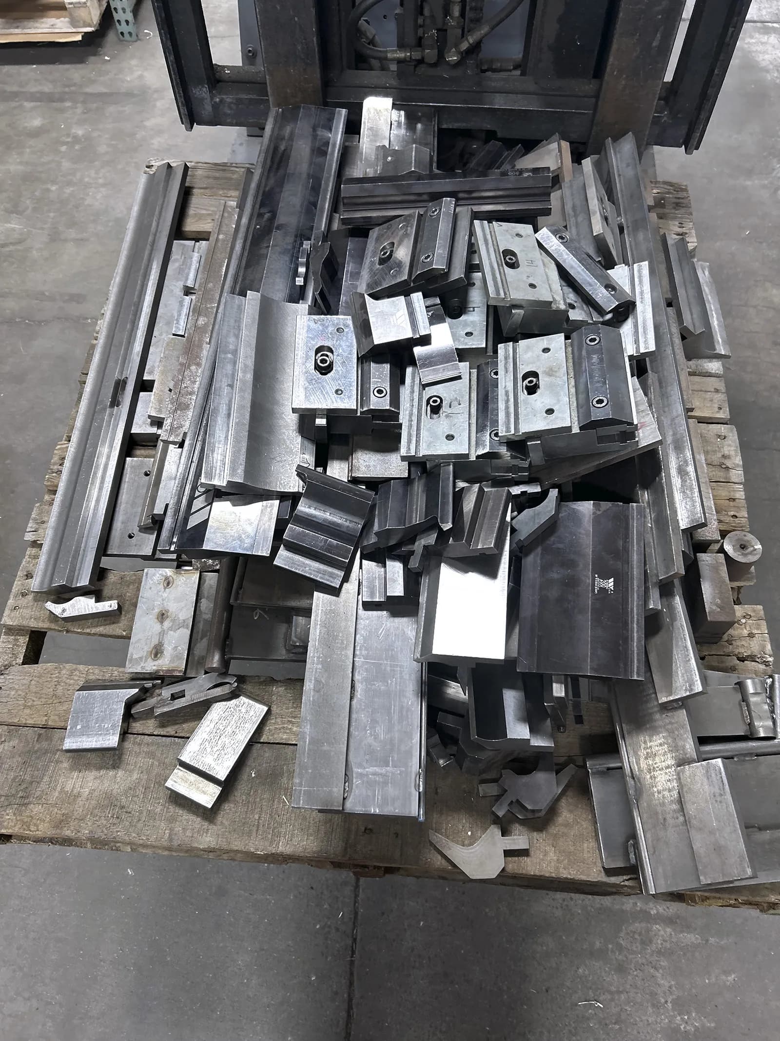 Amada FBD-1025_3764101