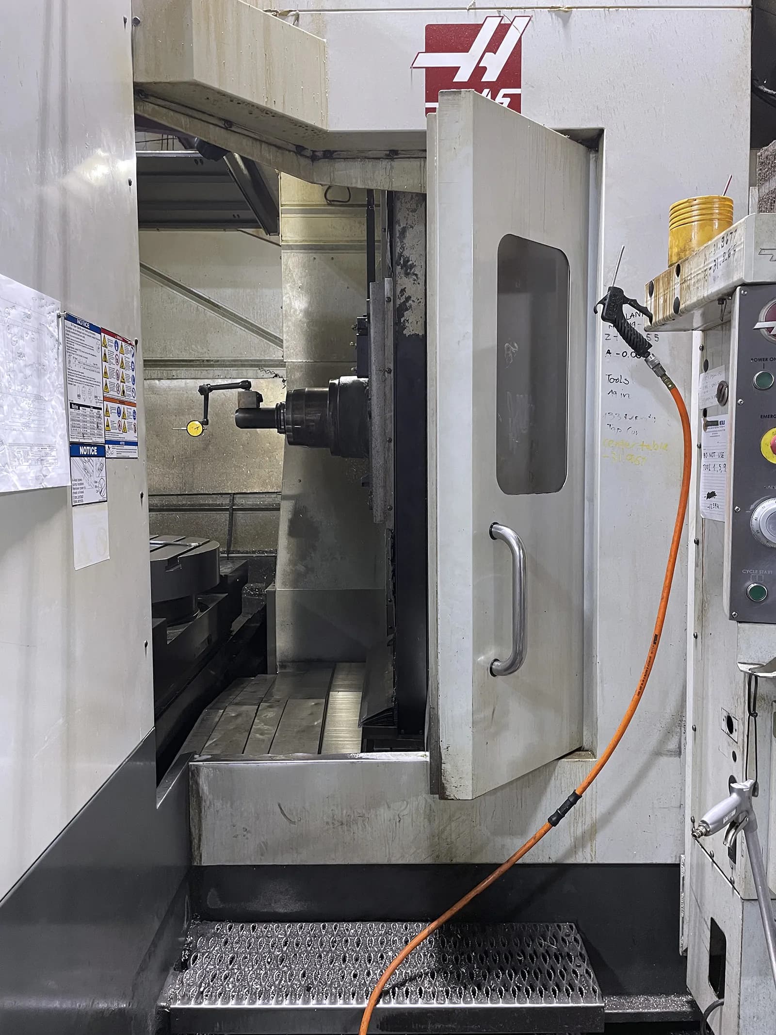 Haas EC-1600_3777128