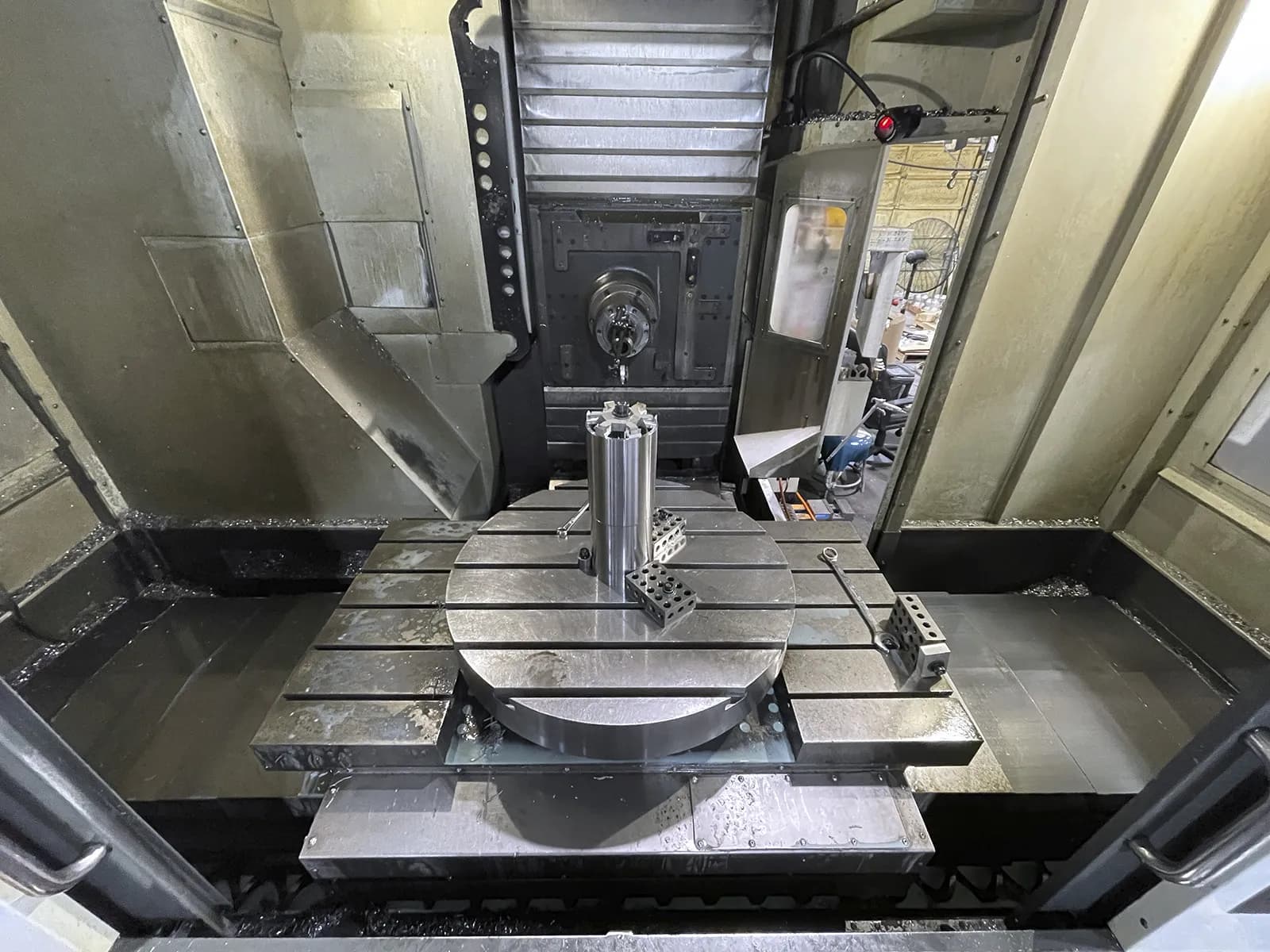 Haas EC-1600_3777128