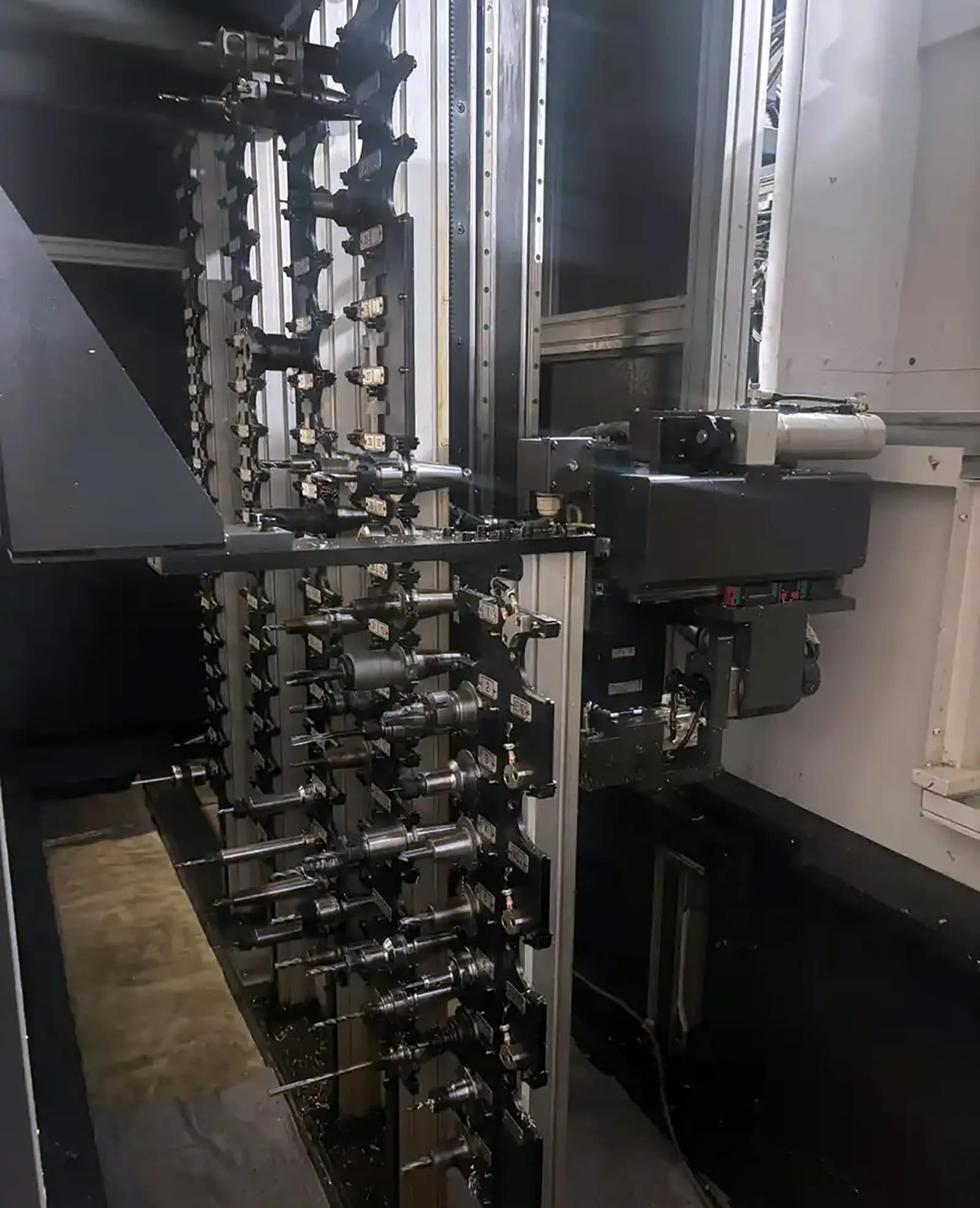 Okuma MB-4000 6-pp_3779377