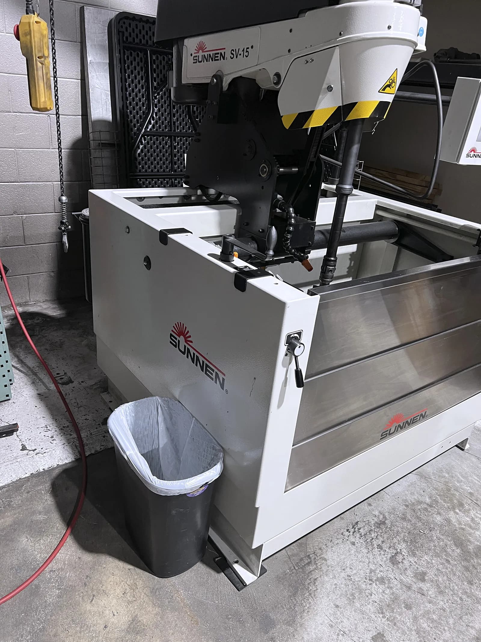 Sunnen SV15CD Vertical Honing Machine_3780117