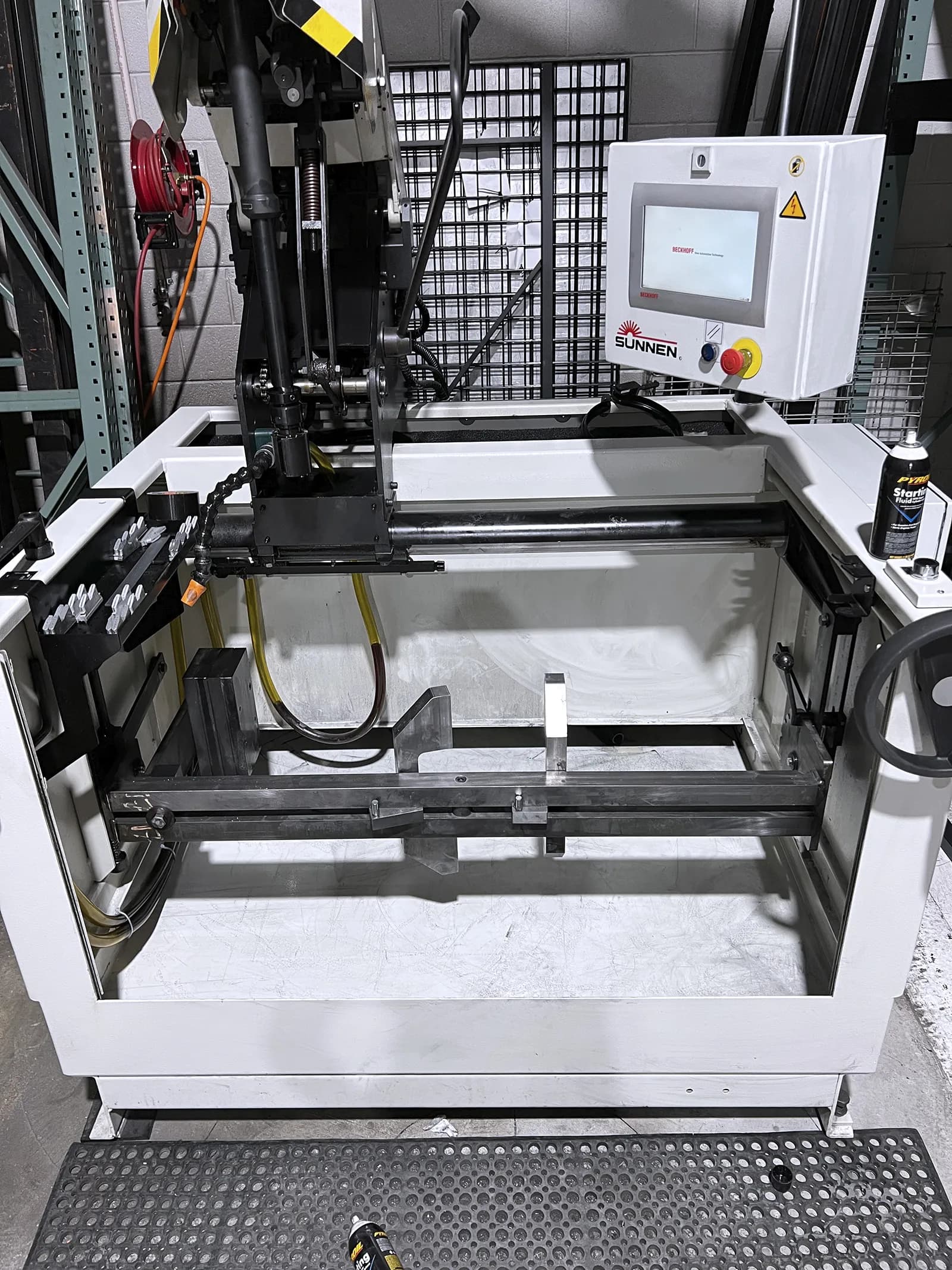 Sunnen SV15CD Vertical Honing Machine_3780117