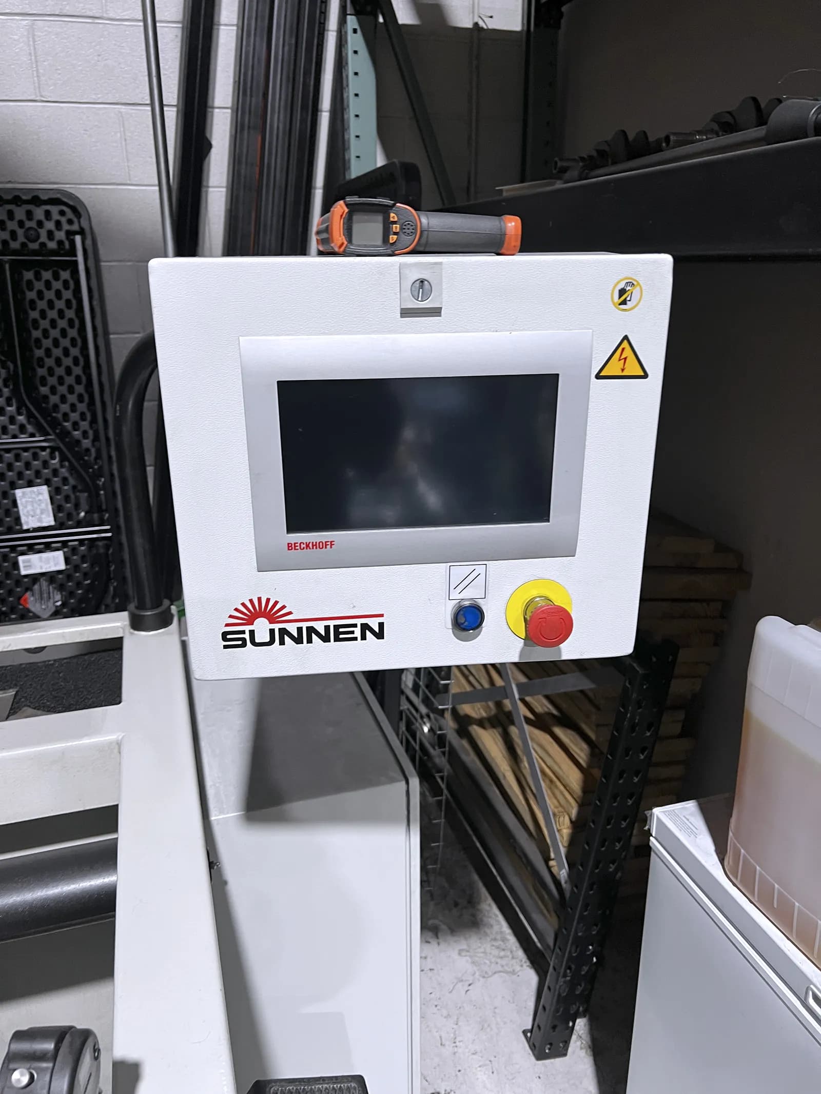 Sunnen SV15CD Vertical Honing Machine_3780117