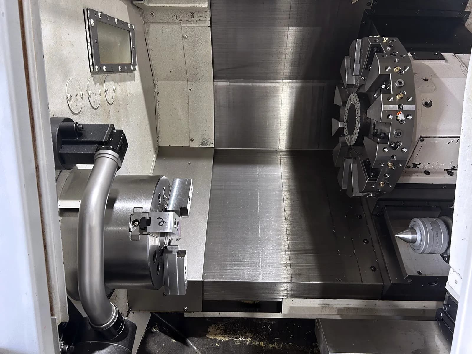 Okuma Genos L-400II-e_3777717