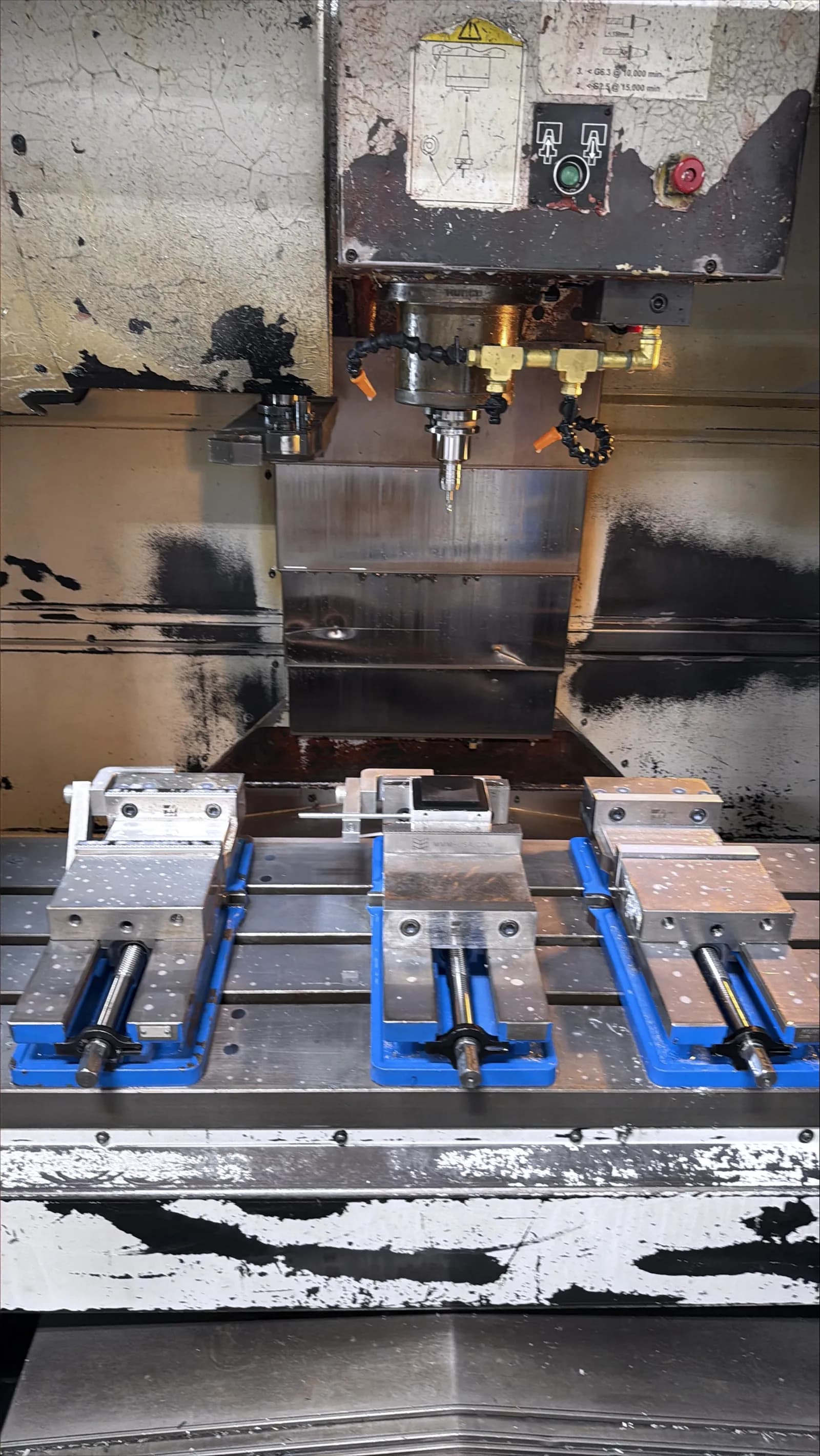 Hurco VM2_3773921