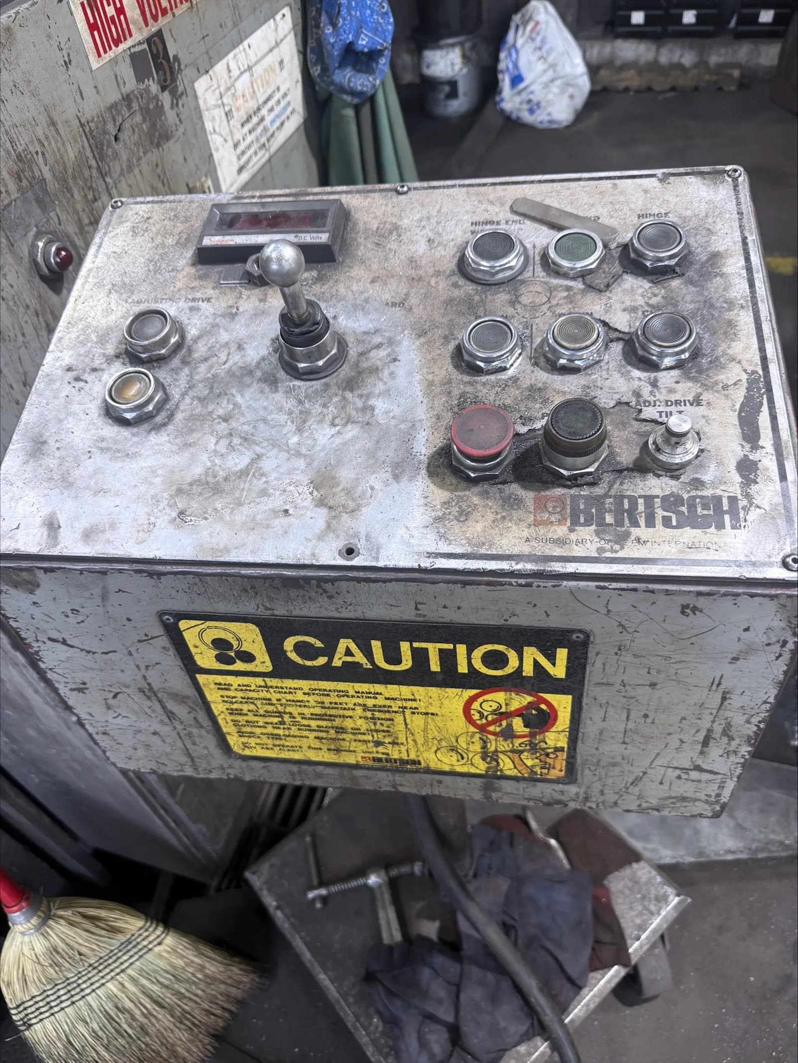 Bertsch No. 14 Heavy-Duty Hydraulic Three-Roll Plate Roll_3780999