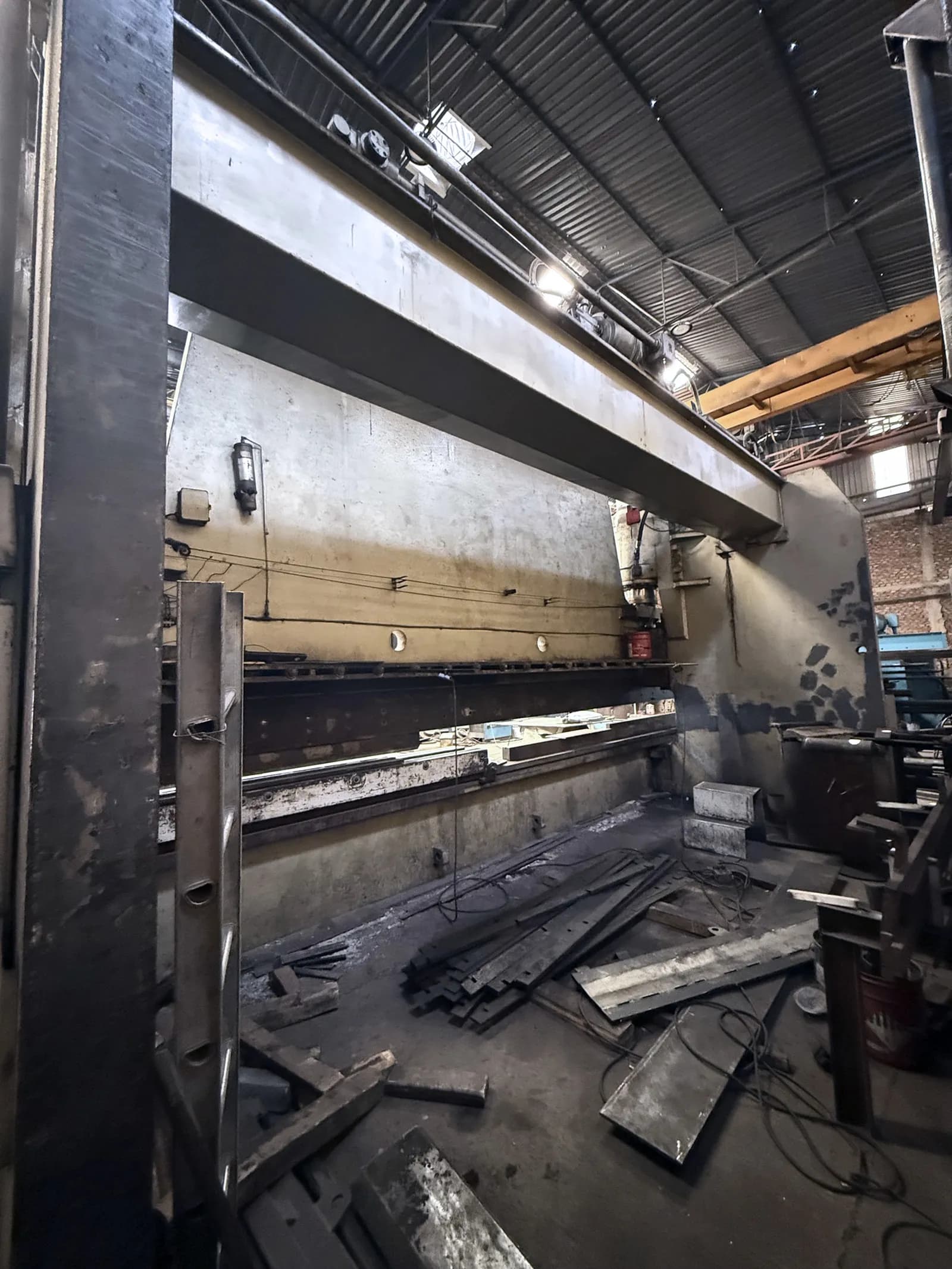 Pacific K1000-26 1000 Ton 26 Ft Hydraulic Press Brake_3781038