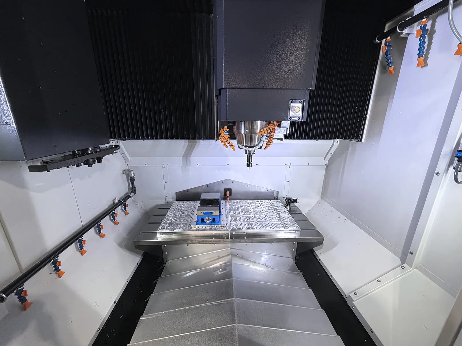 DN Solutions BVM 5700_3784780