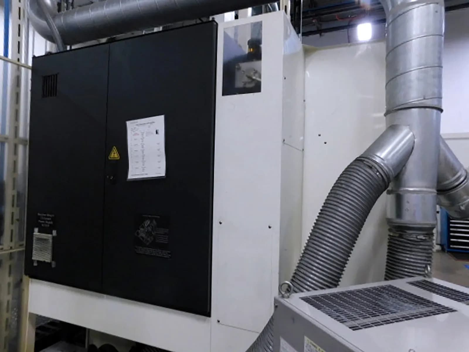 Makino E33 Hard Milling VMC_3786310