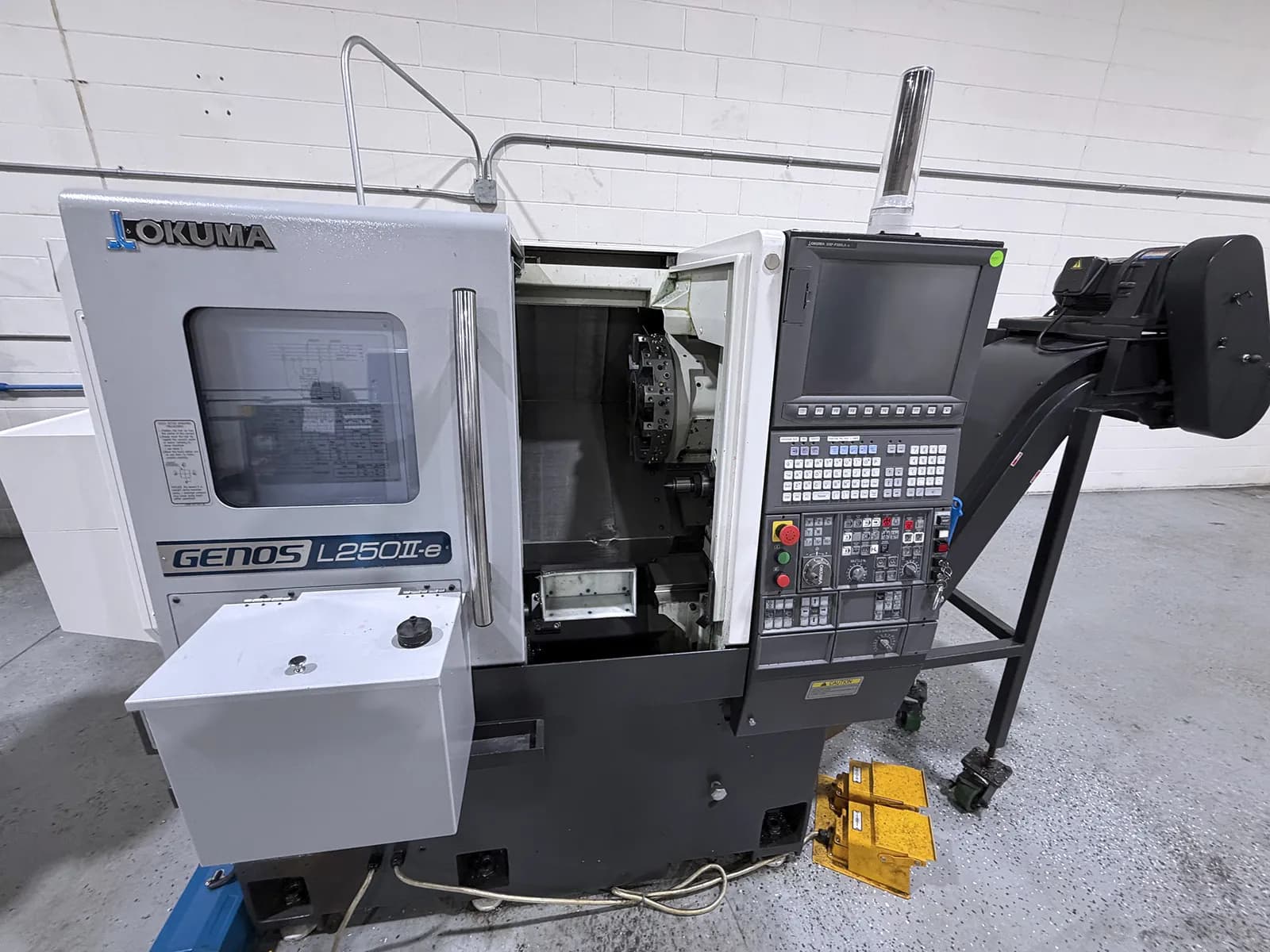 Okuma Genos L 250ll-e 2021