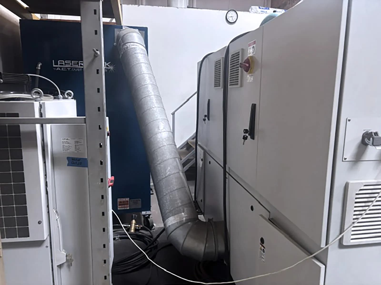 IPG 4kW Fiber Photonics LaserCube_3794208