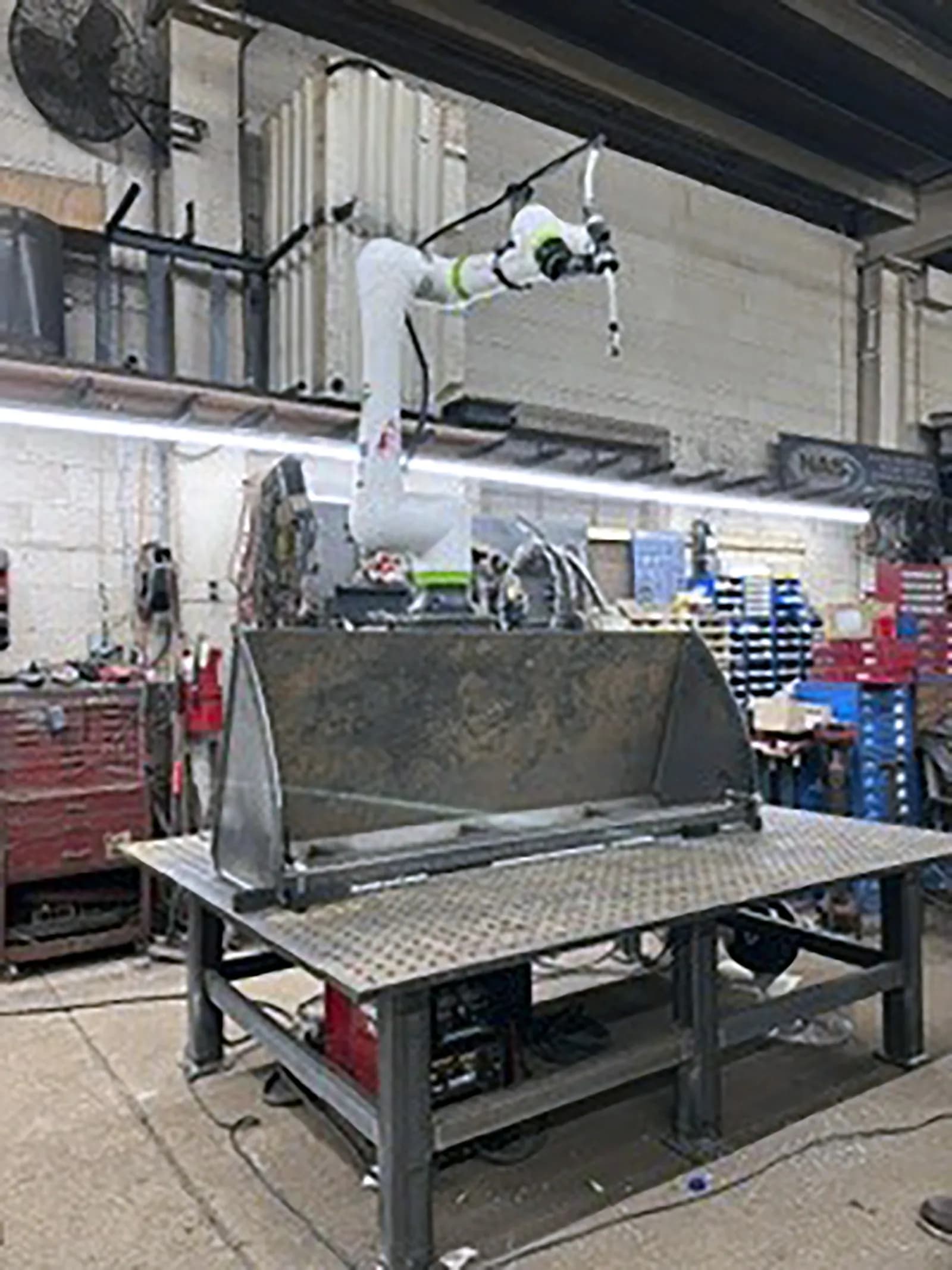 Lincoln FANUC CRX-25iA Robotic Welding Cell – Lincoln Electric Power Wave R450 2025
