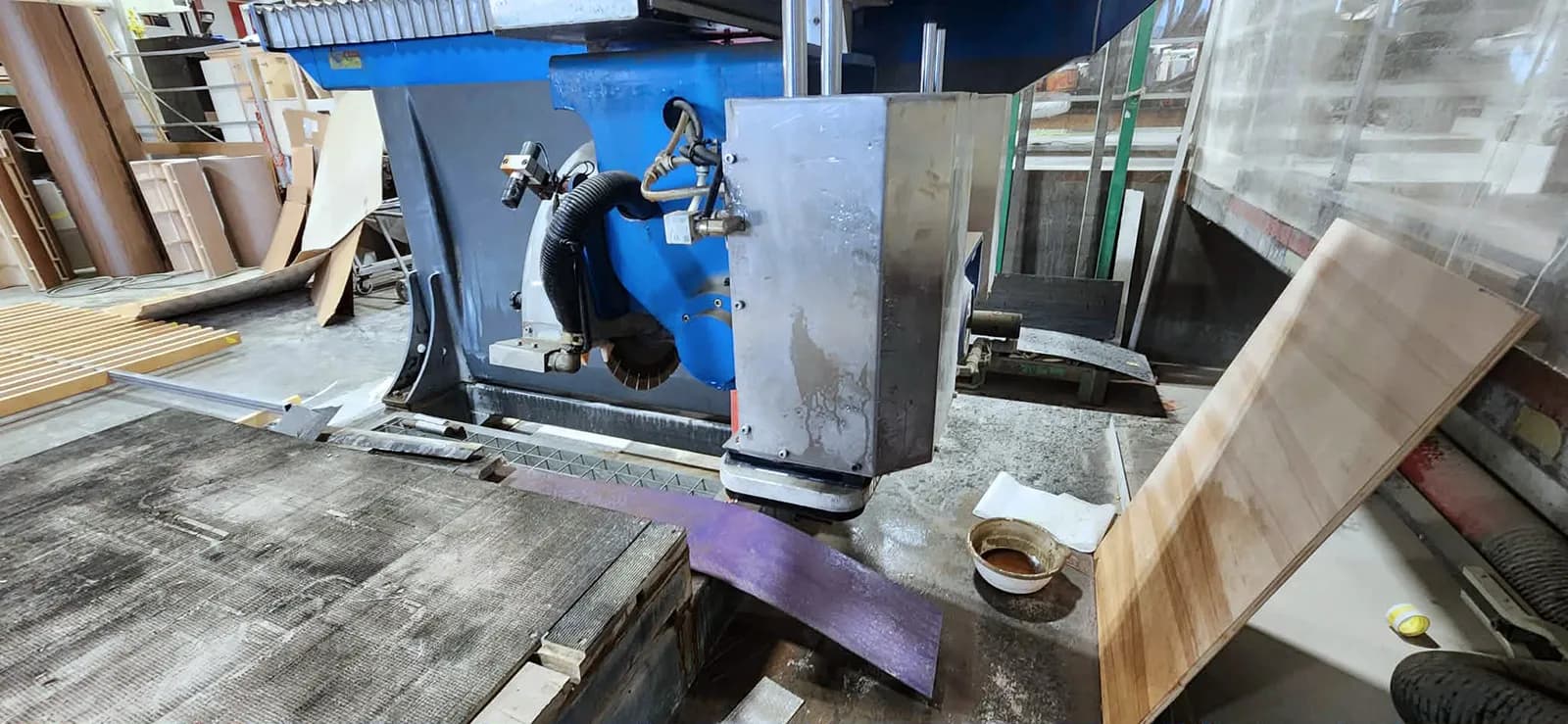 Hualong HKNC-650 5-axis CNC Bridge Saw and Stone Cutting SawMachining Center_3798280
