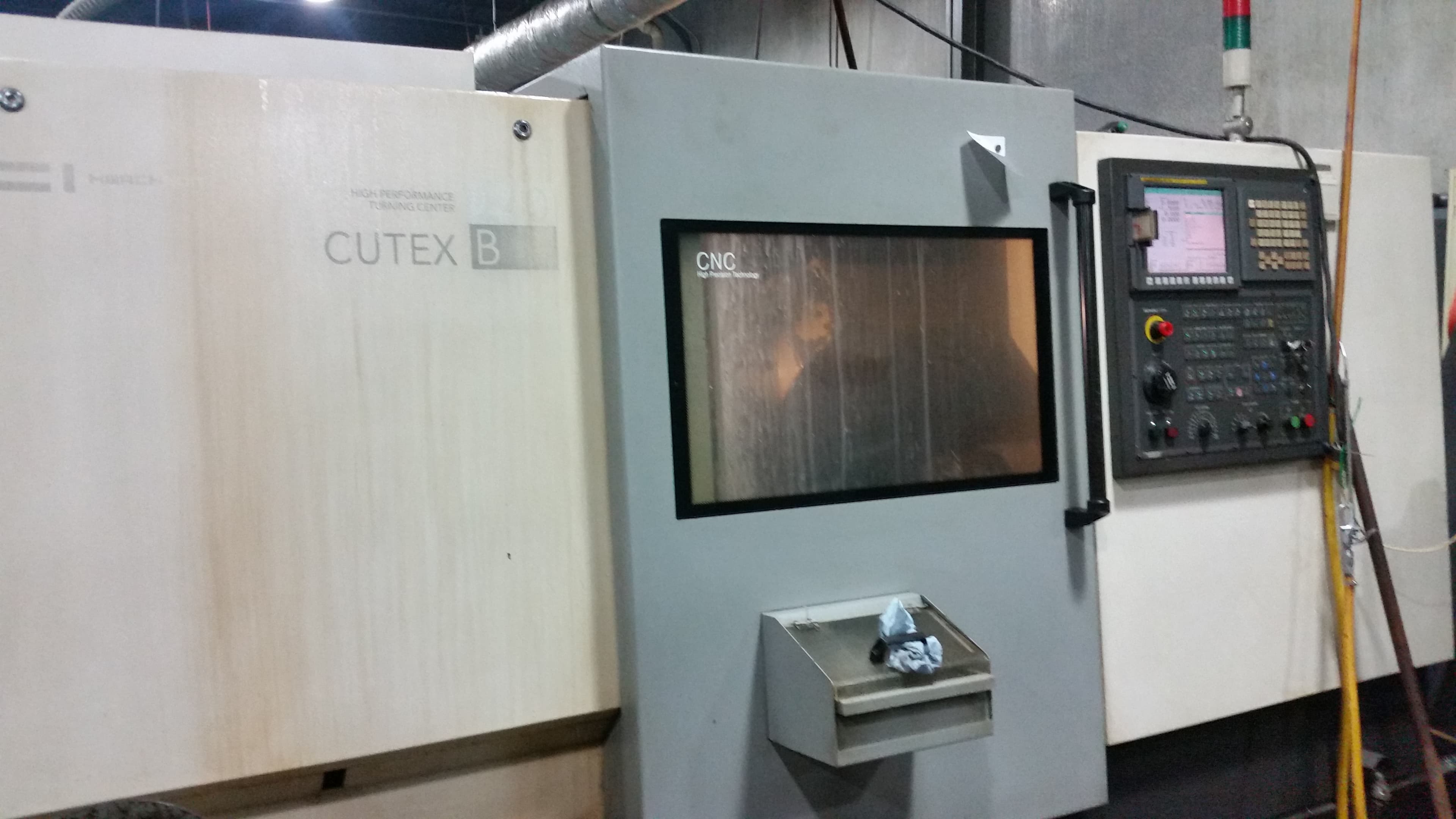 Hwacheon Cutex 240B 2009 1