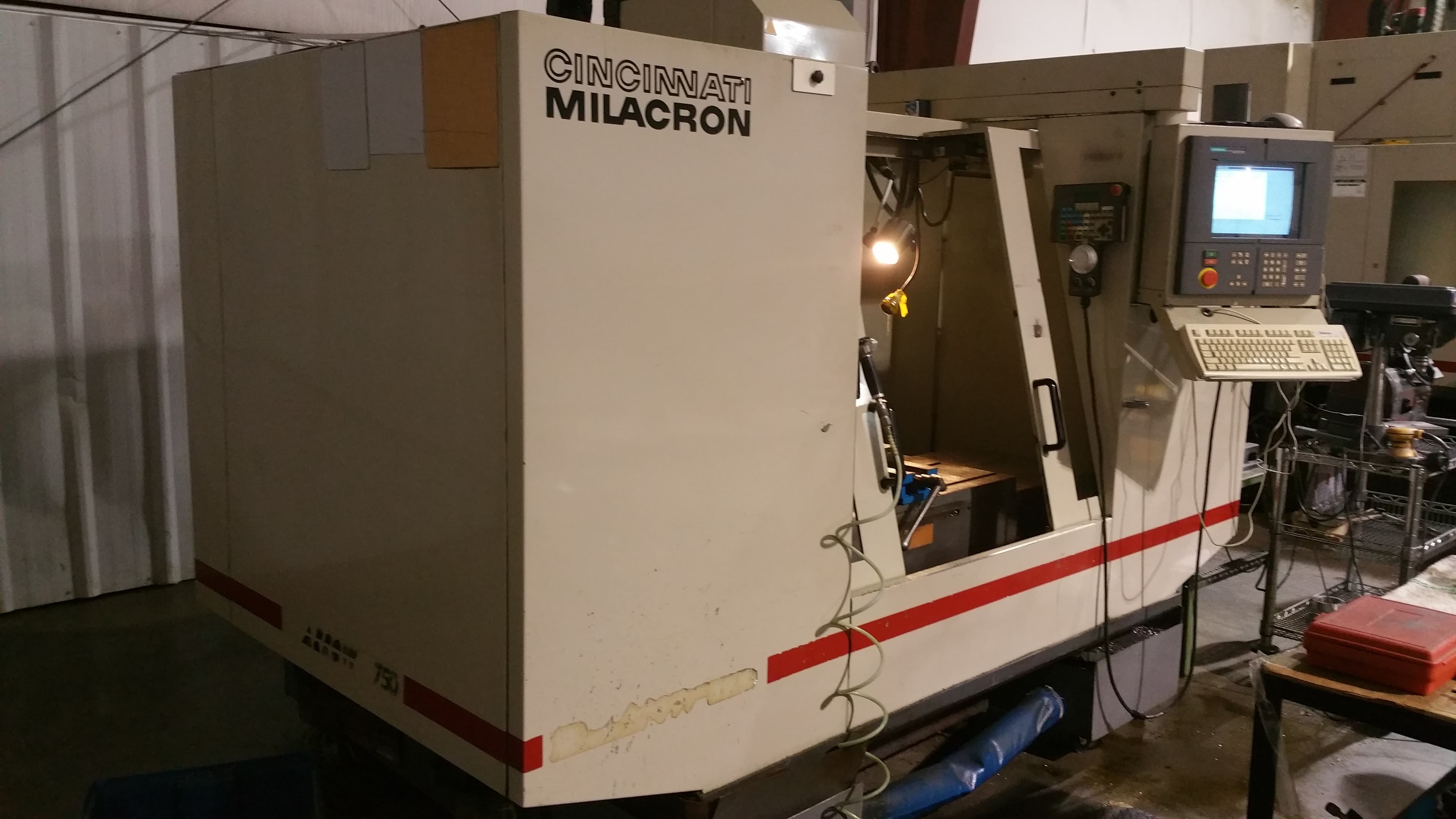 Cincinnati Milacron 750 1995 1
