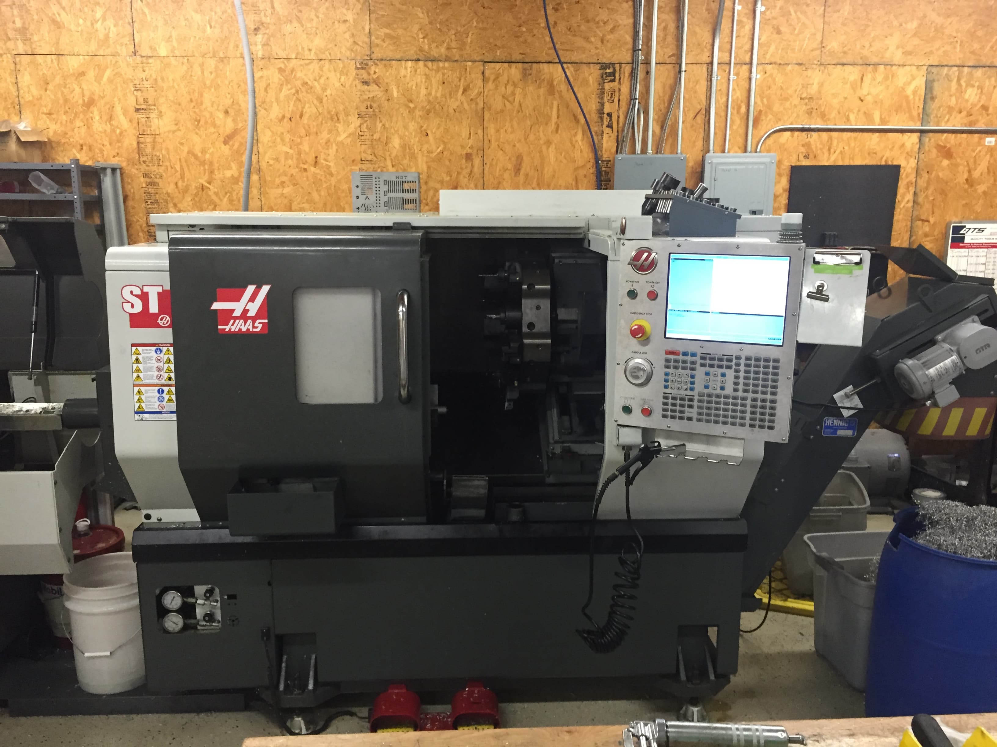 Haas ST-10Y 2013 1