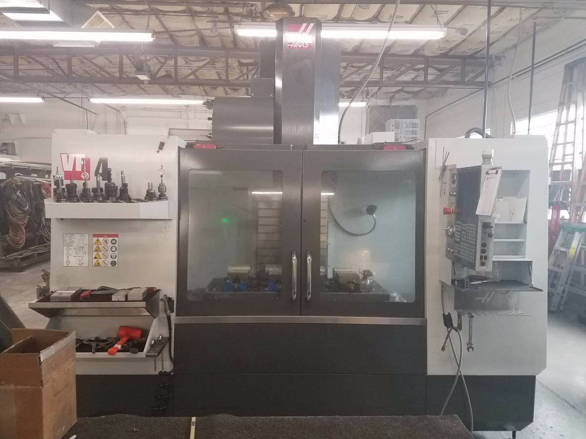 Haas VF-4 2016 1