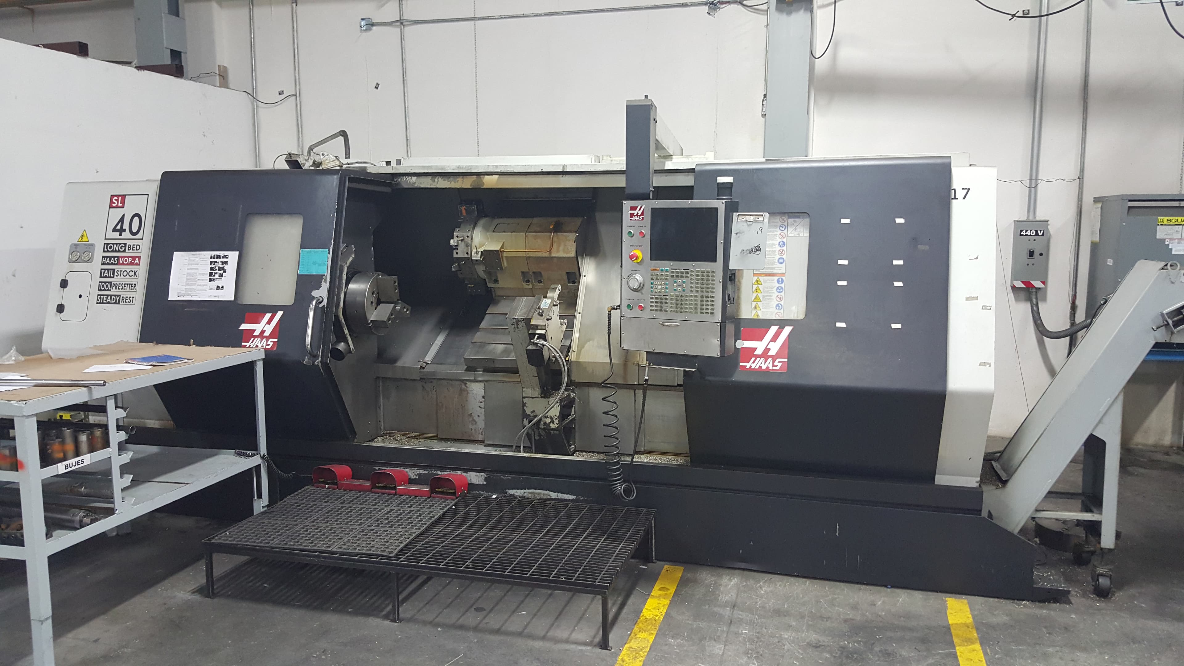 Used CNC Lathe For Sale Haas SL40L 2007 1