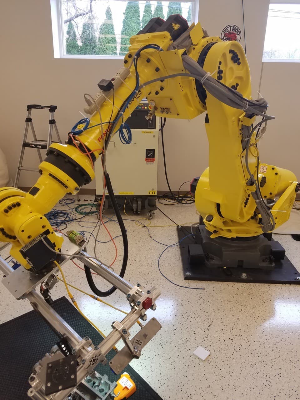 Fanuc R-2000iA/210F