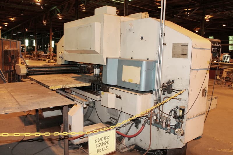 Amada Vela II 305050 1985 1