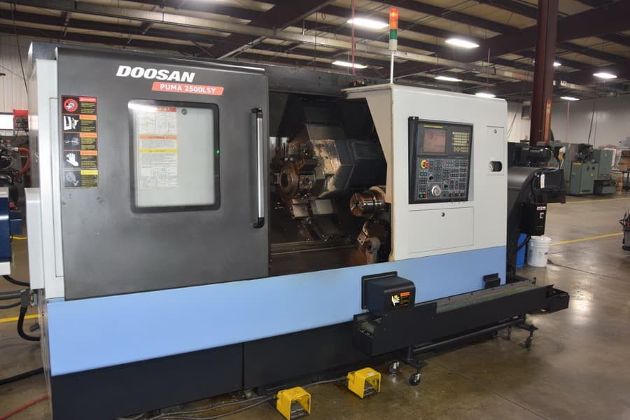 Doosan 2500LSY 2007 2
