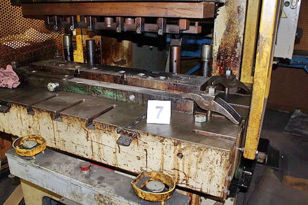 Lot 7 - Aida NC1-150 press