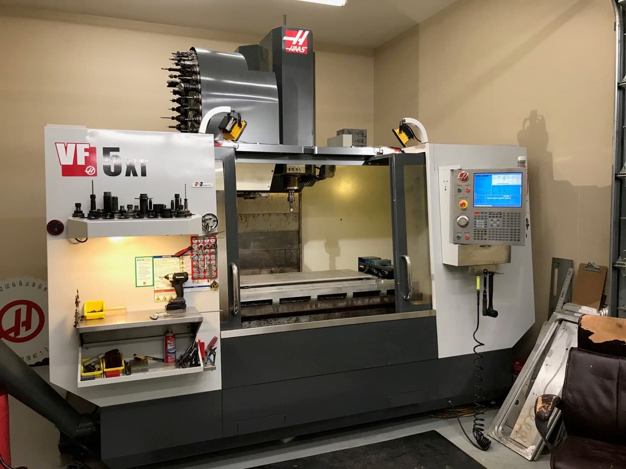 Haas VF-5 XT/40 2011 2