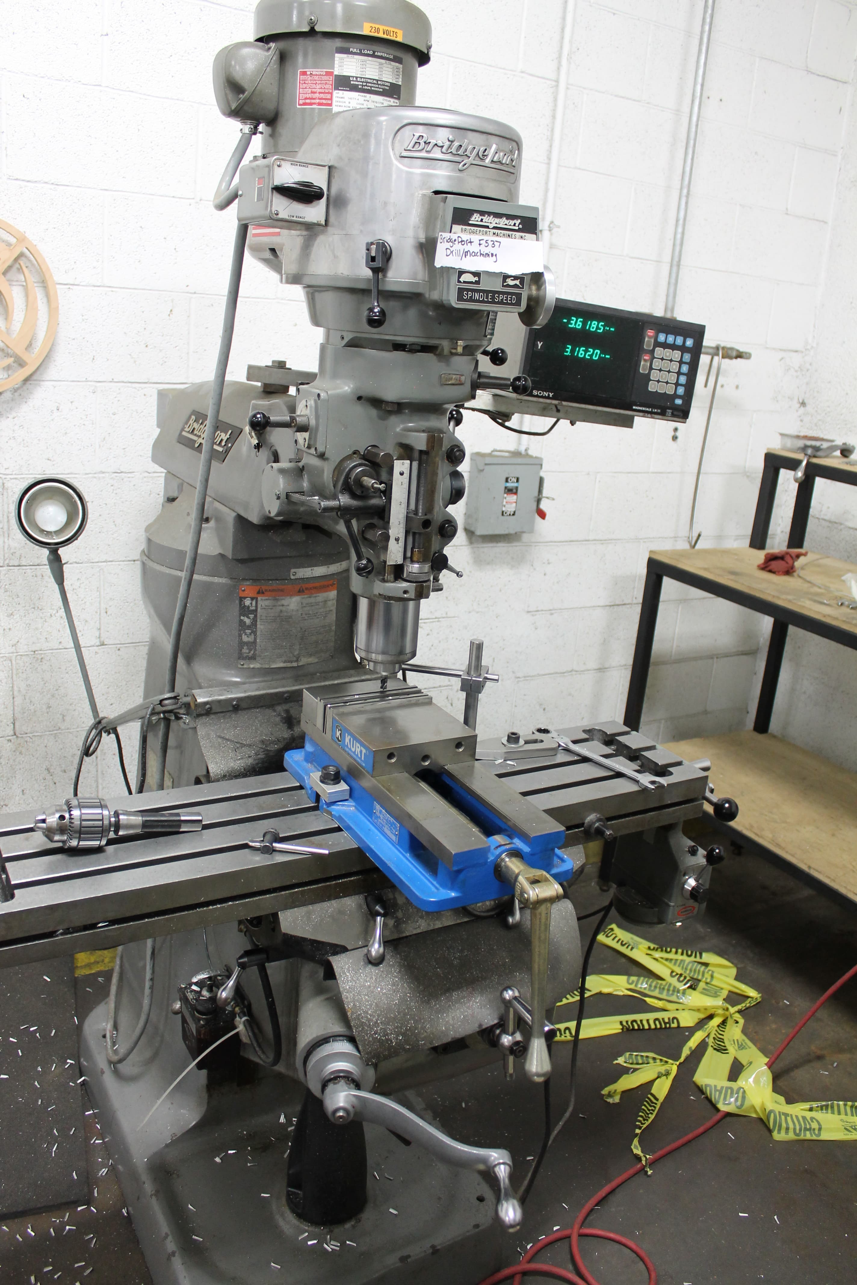 Bridgeport F537  2