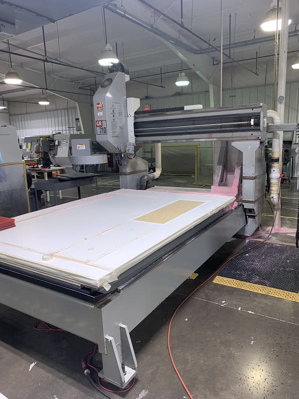 Haas GR-710 2005 2