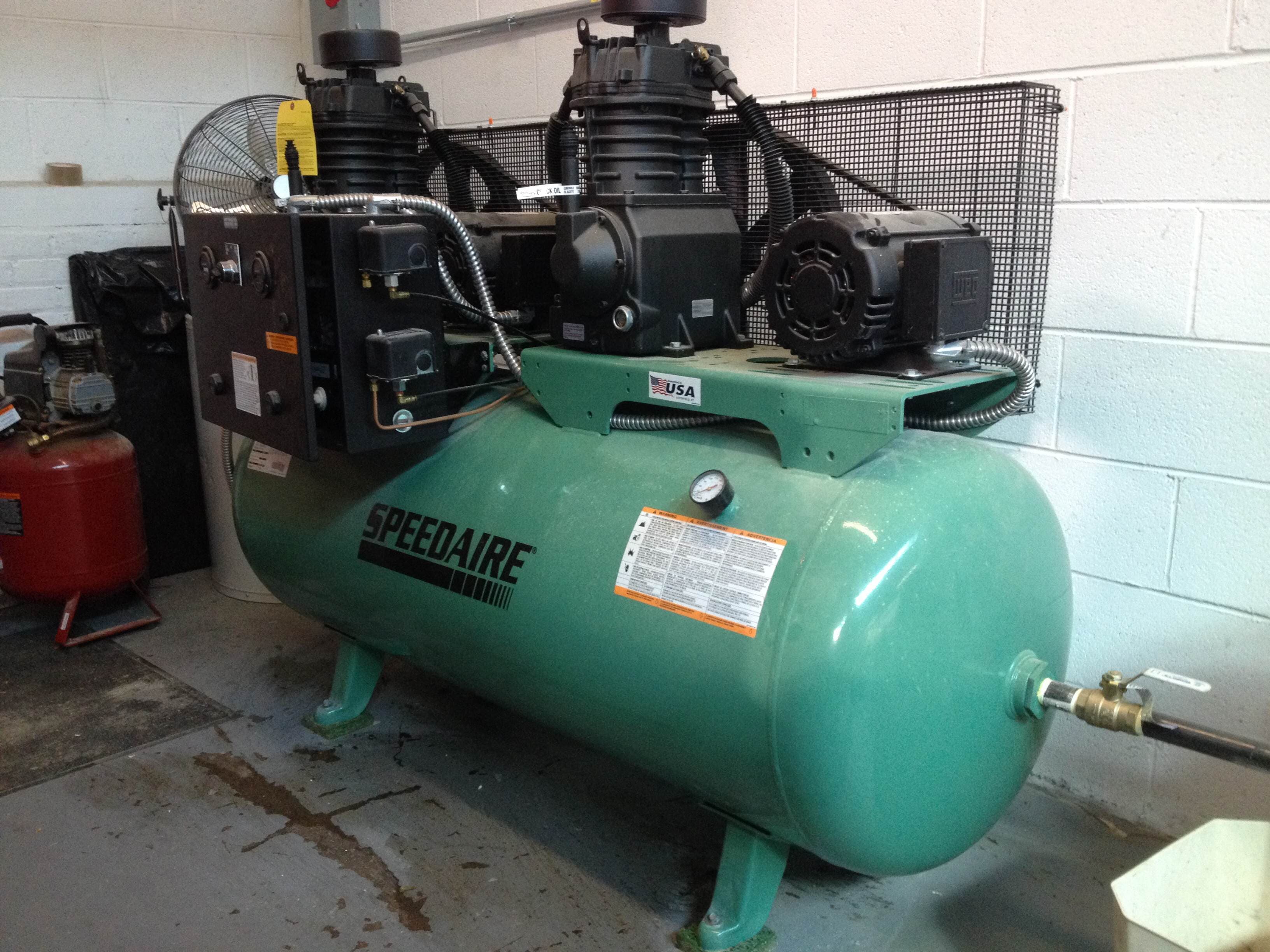 Speedaire 007BOT2ECD184T 2014 2