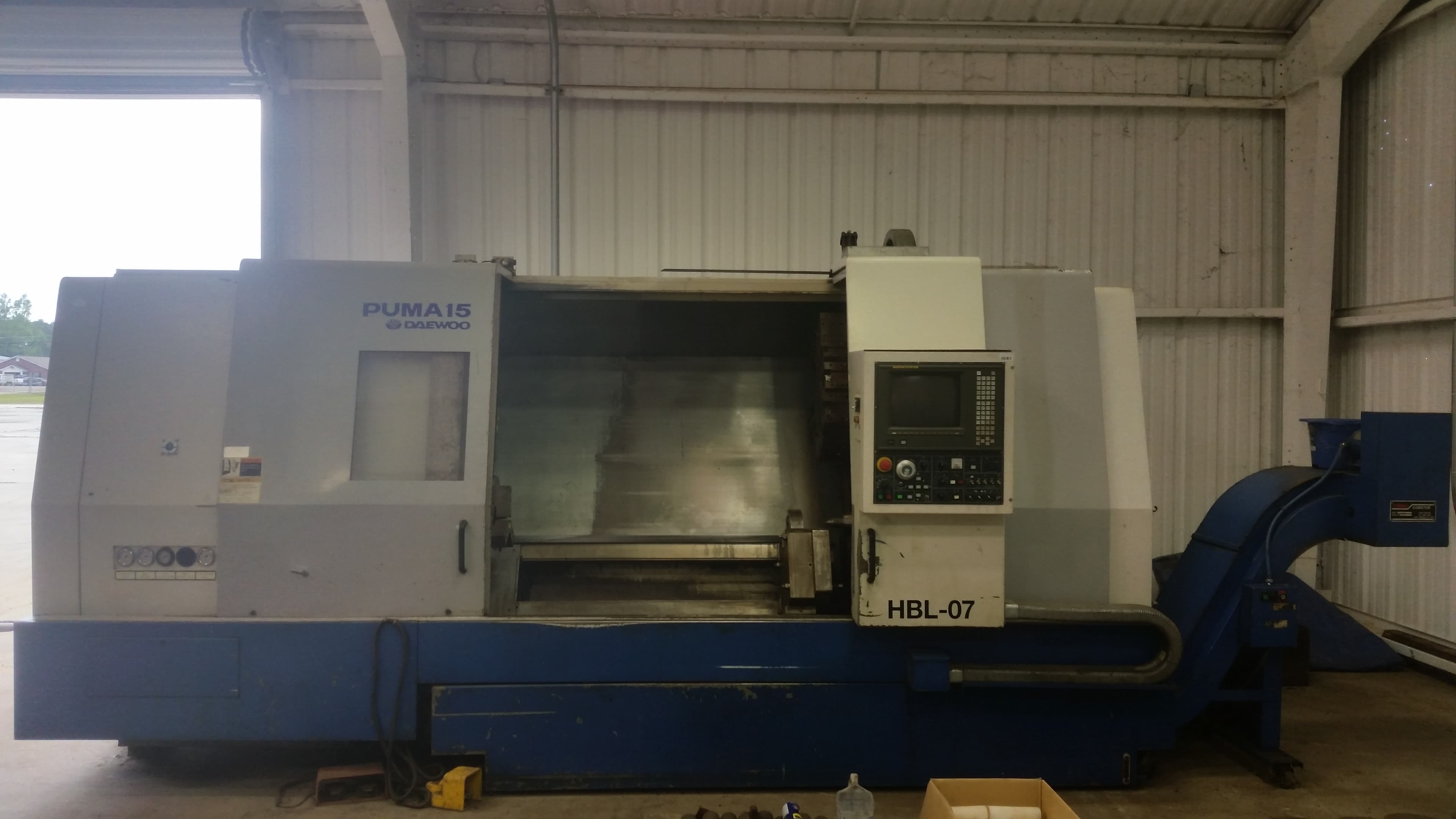 CNC Lathe Daewoo Puma 15 1997 1