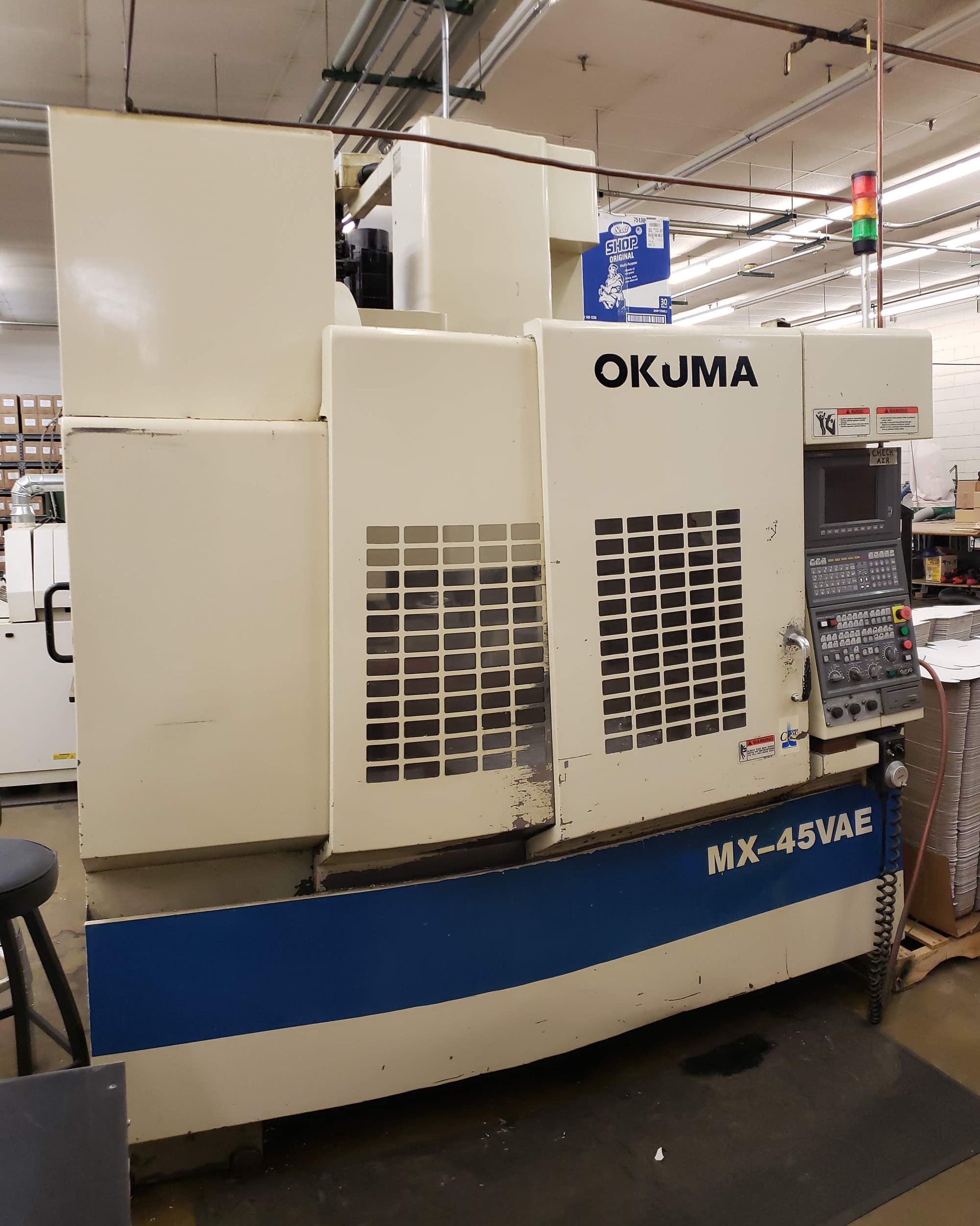 Vertical Machining Center Okuma MX-45VAE 1999 1