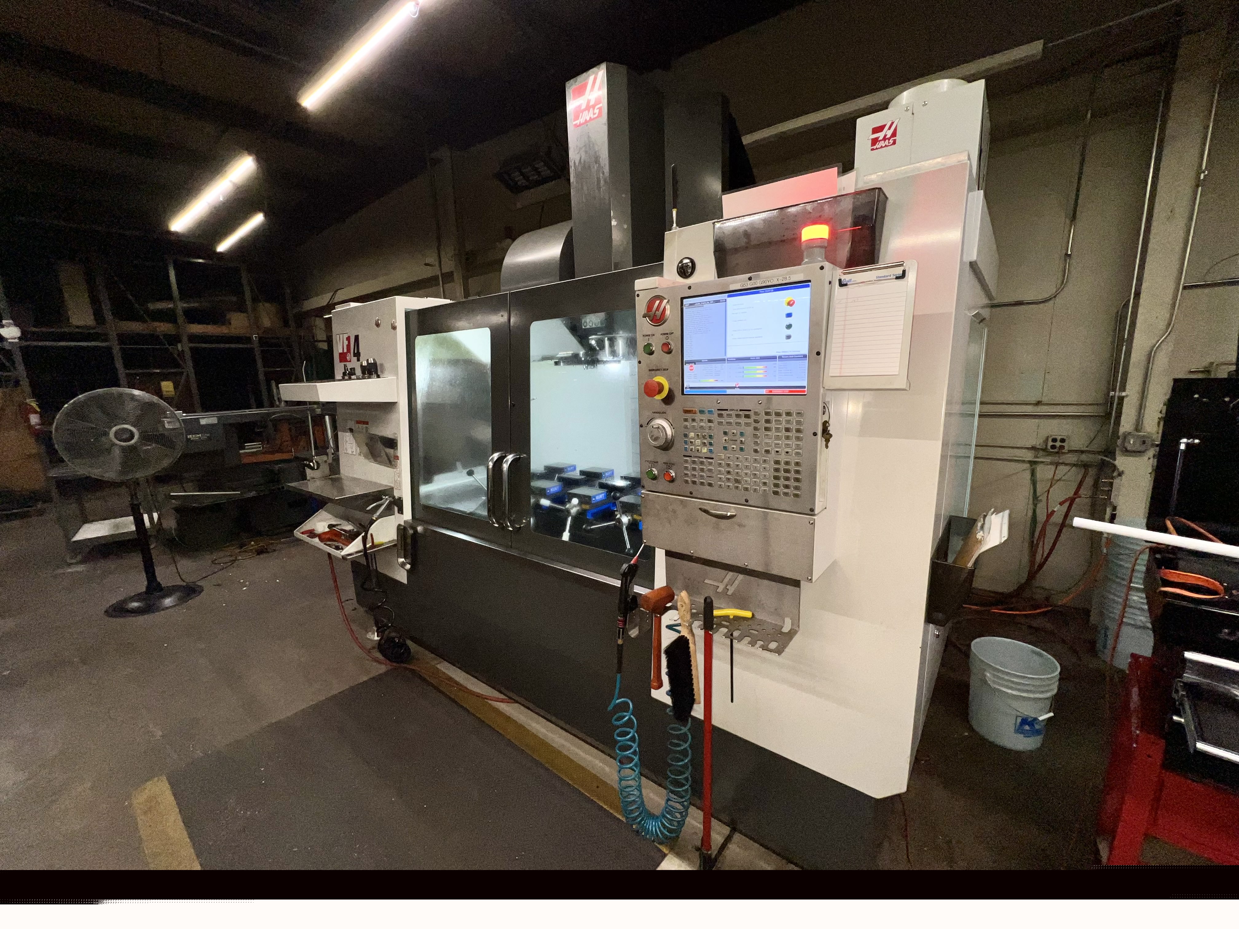 Haas VF-4 2016 1