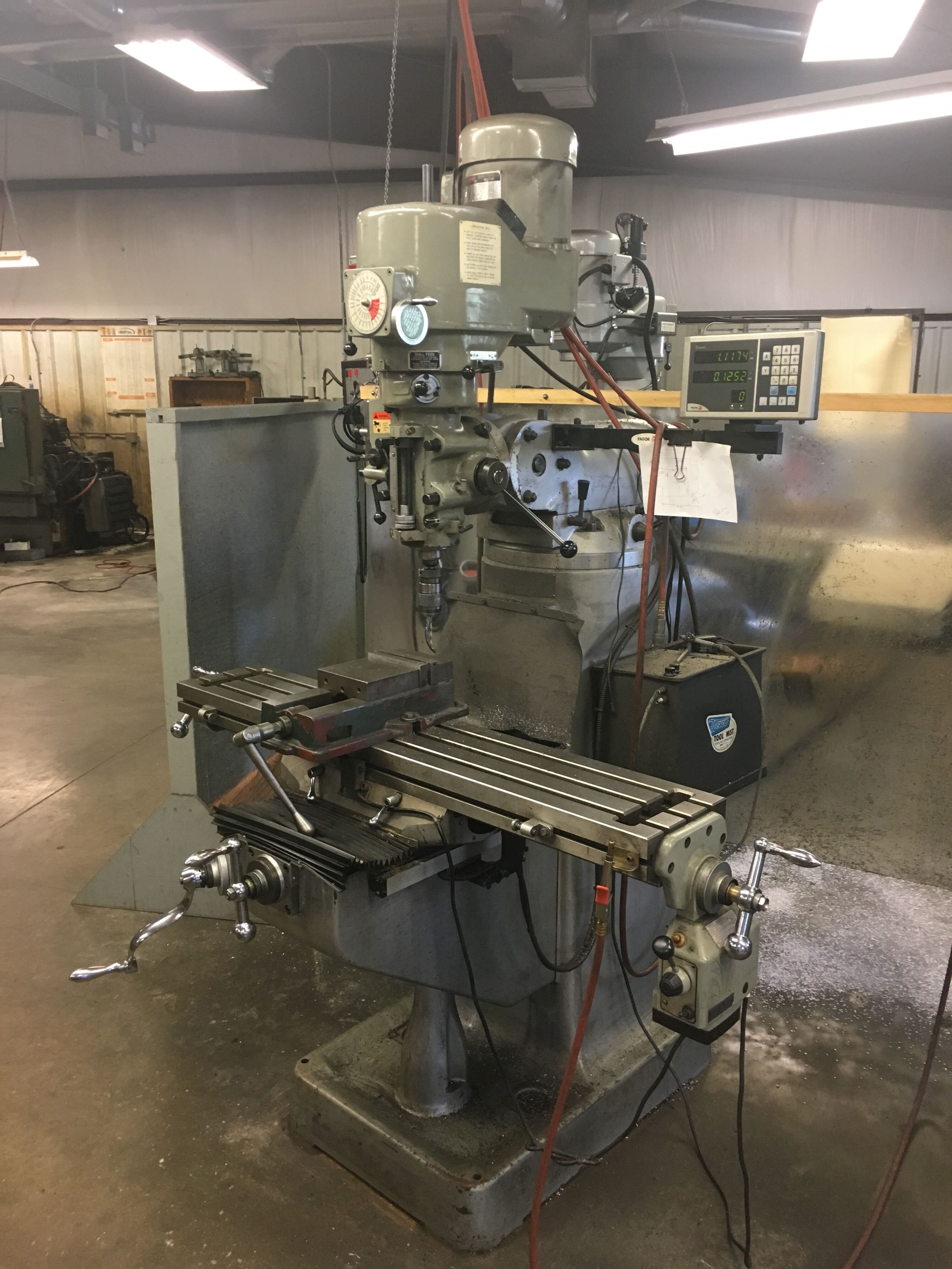 Manual Vertical Mills Sharp LMV-50  1