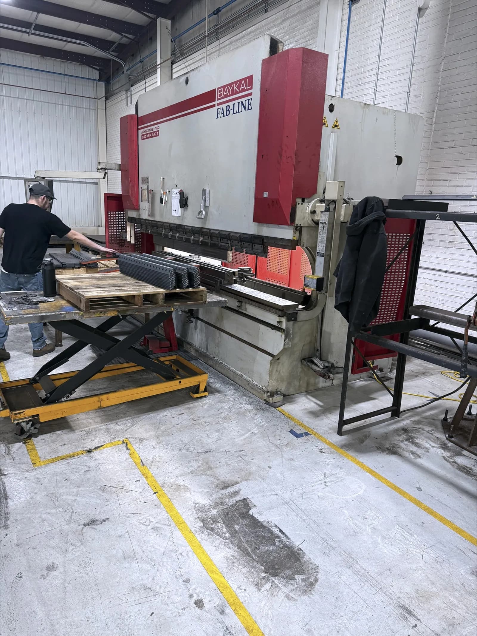 Baykal APHS 3706x160 Fab Line Compact Press Brake 2013