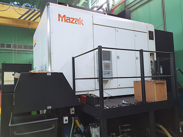 Used 5 Axis Machining Center Mazak Vortex 1060V/8S 2015